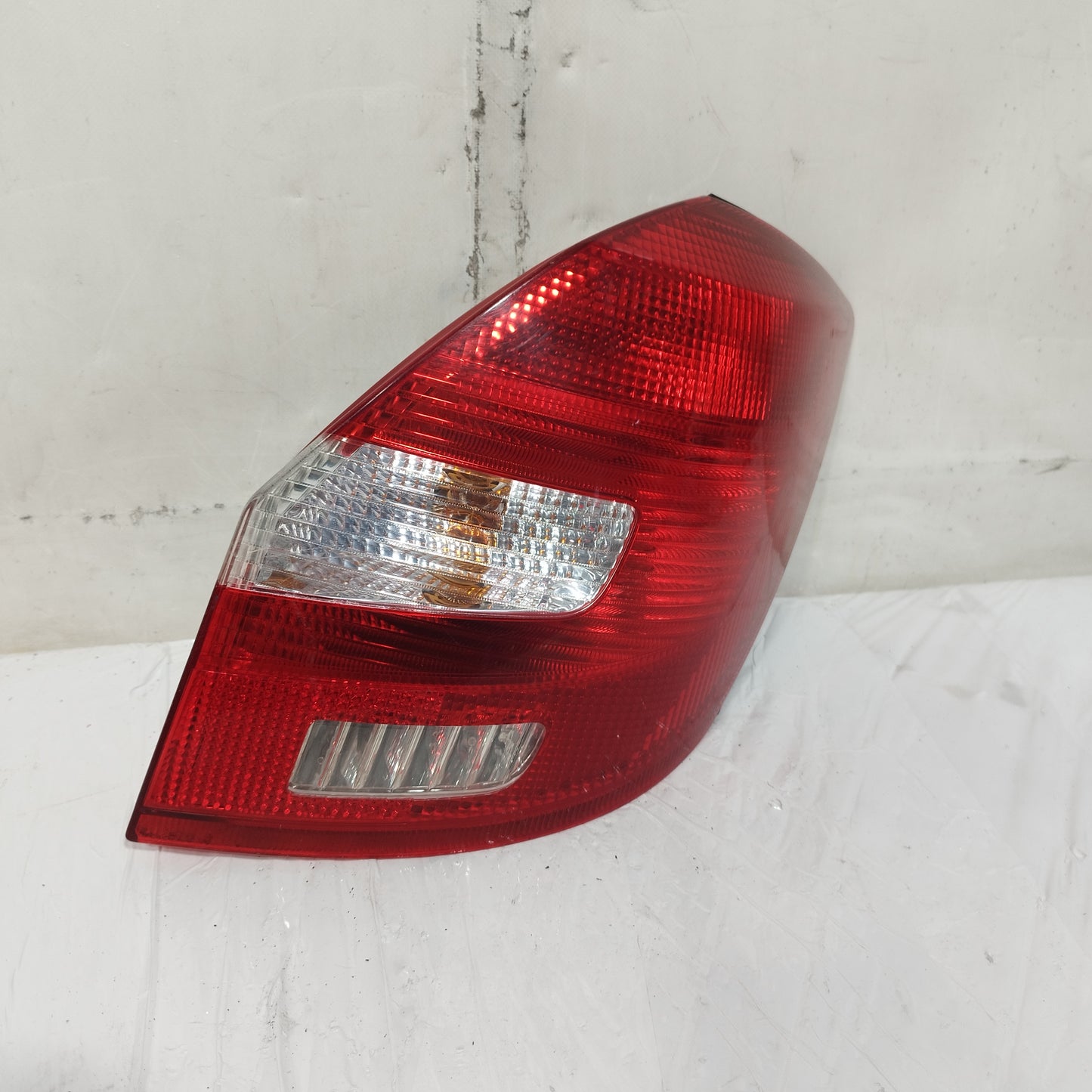 Fanale posteriore dx Skoda Fabia II (5J) 2007-2014 cod: ZSB5J6945096 ecoAC16428