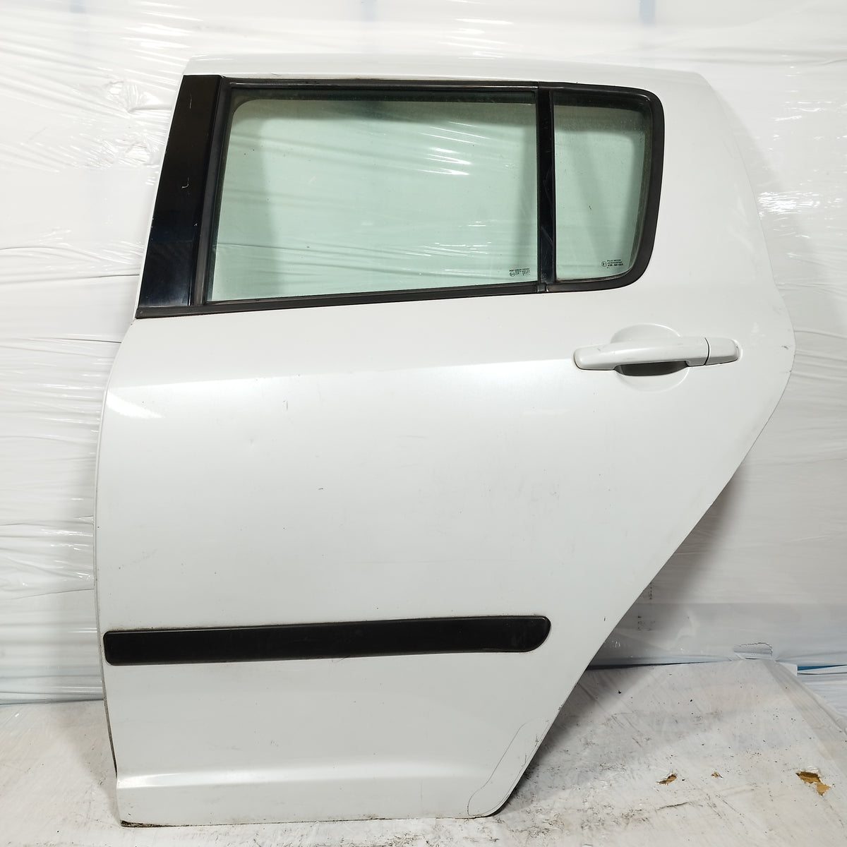 Sportello posteriore sx bianco Suzuki Swift 2004-2010 ecoAC17068