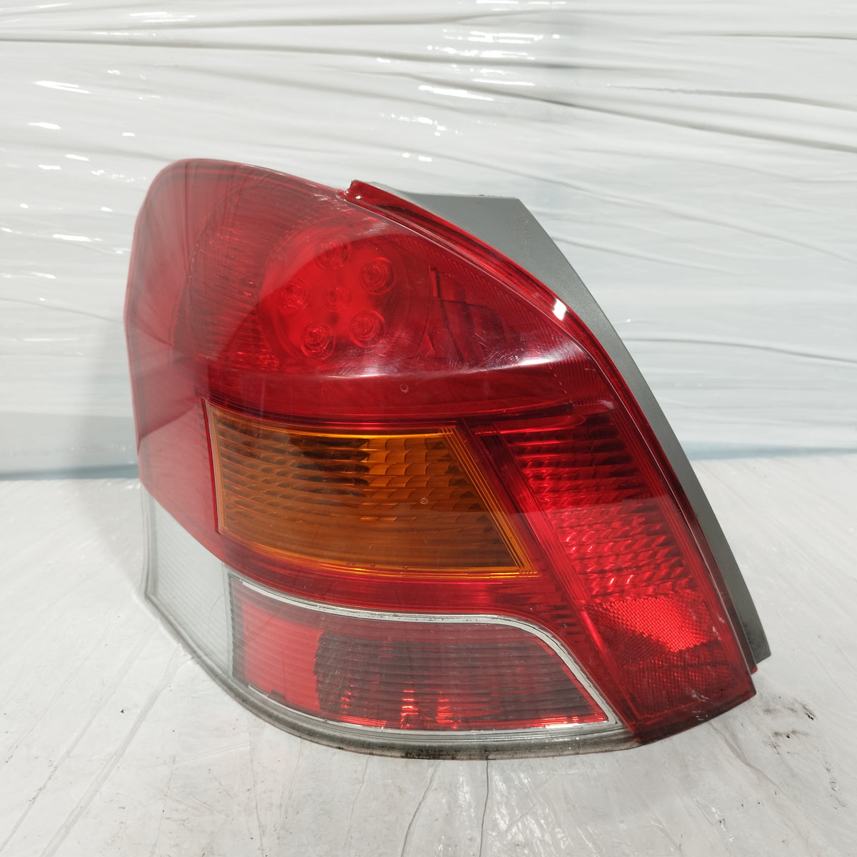 Fanale posteriore sx a Led Toyota Yaris II (XP90) Restyling 2009-2011 DEPO cod: 08-212-19T3L-F ecoAC16888