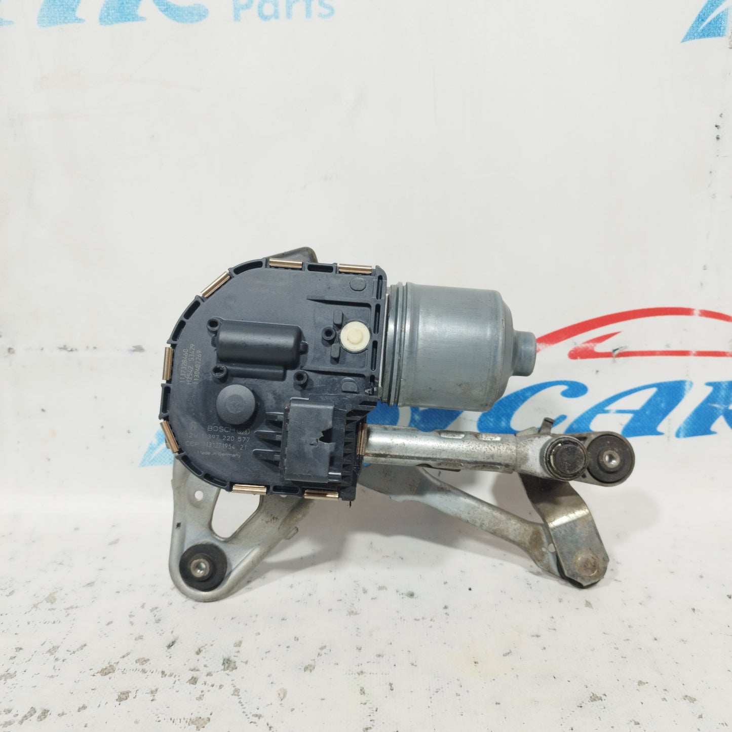 Front right windshield wiper motor Peugeot 3008 2011 4 pin code: 3397021289 ecoAC9677