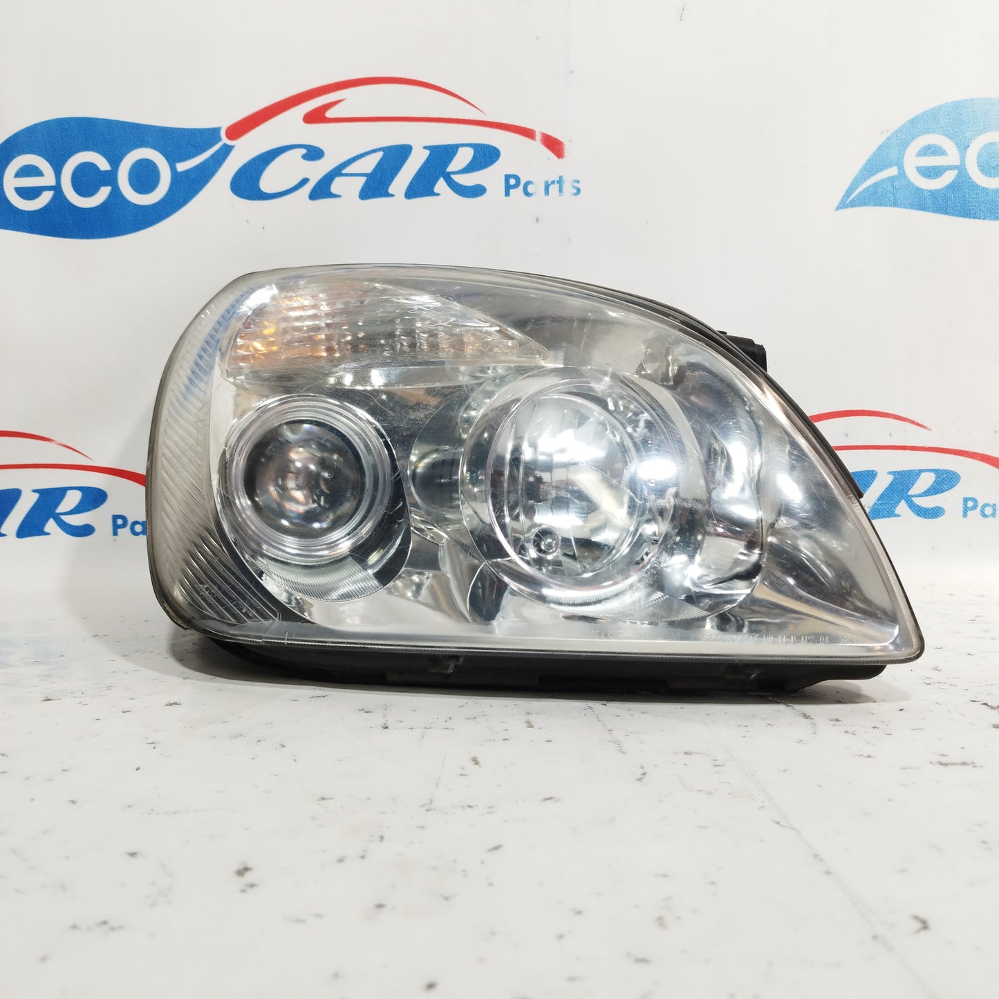 Fanale anteriore dx Kia Carens 2003 ecoAC8383