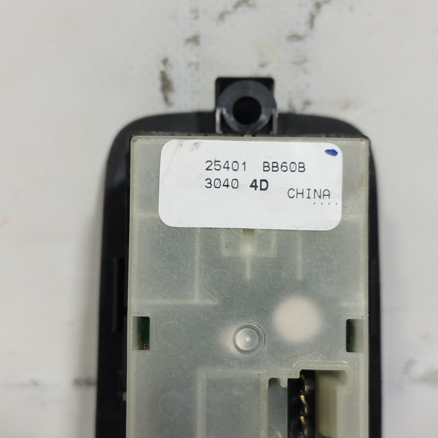 Pulsantiera anteriore sx Nissan Qashqai 2008 Cod: 25401BB60B ecoAC14936