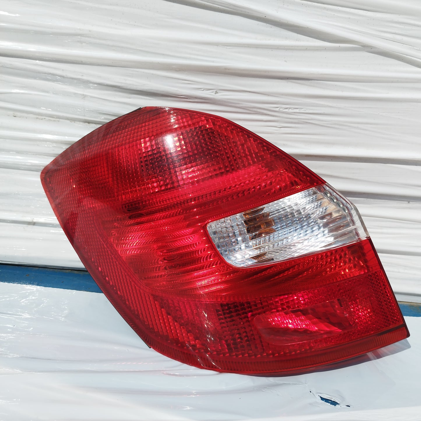 Fanale posteriore sx Skoda Fabia (5J) 2007-2014 cod: ZSB5J6945095 ecoDM194
