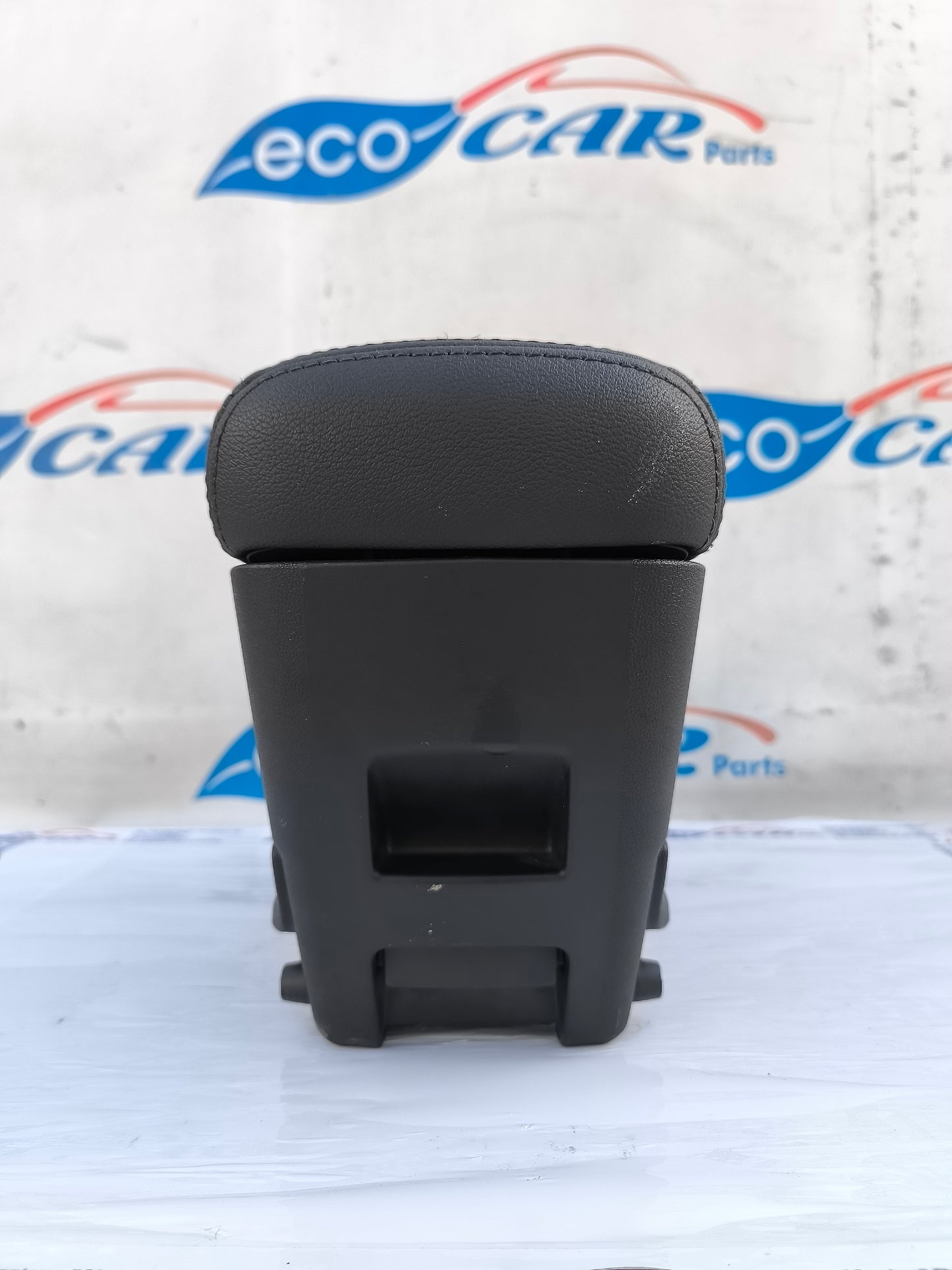 Schwarze Mittelarmlehne Opel Meriva B ecoAG5840