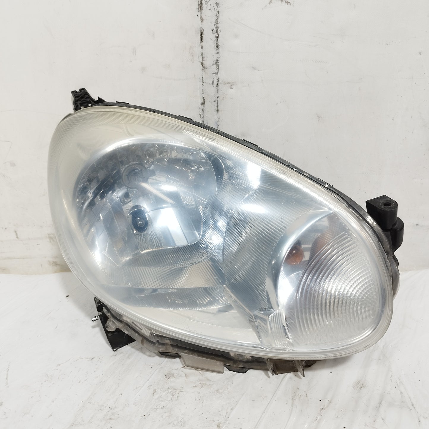 Fanale anteriore dx Nissan Micra K13 2010-2013 cod: 260101hb0a ecoAC16551