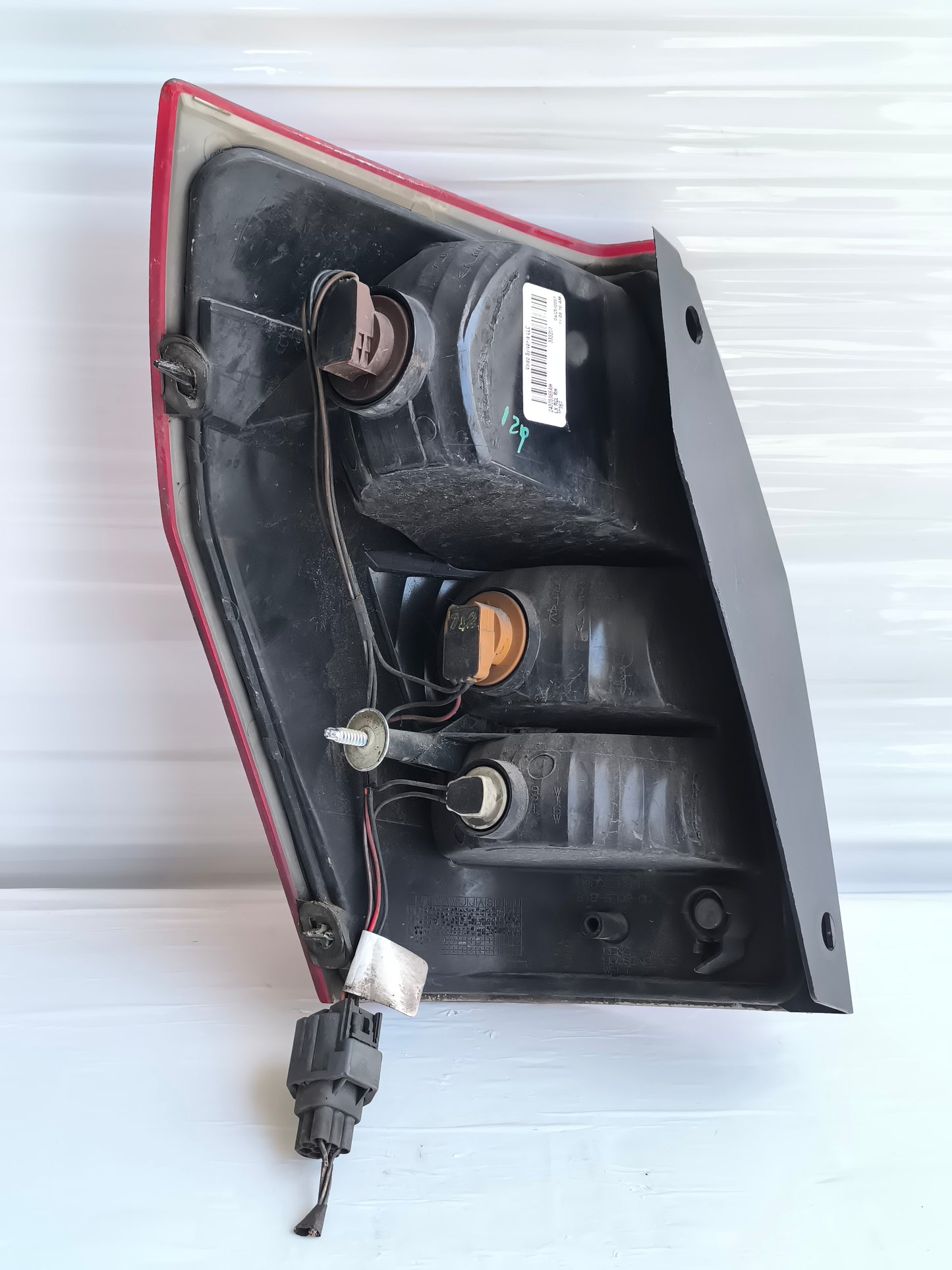 Fanale posteriore dx Chrysler 300C Touring (SW) anno 2005-2010 cod: 04805966AH ecoAG8589
