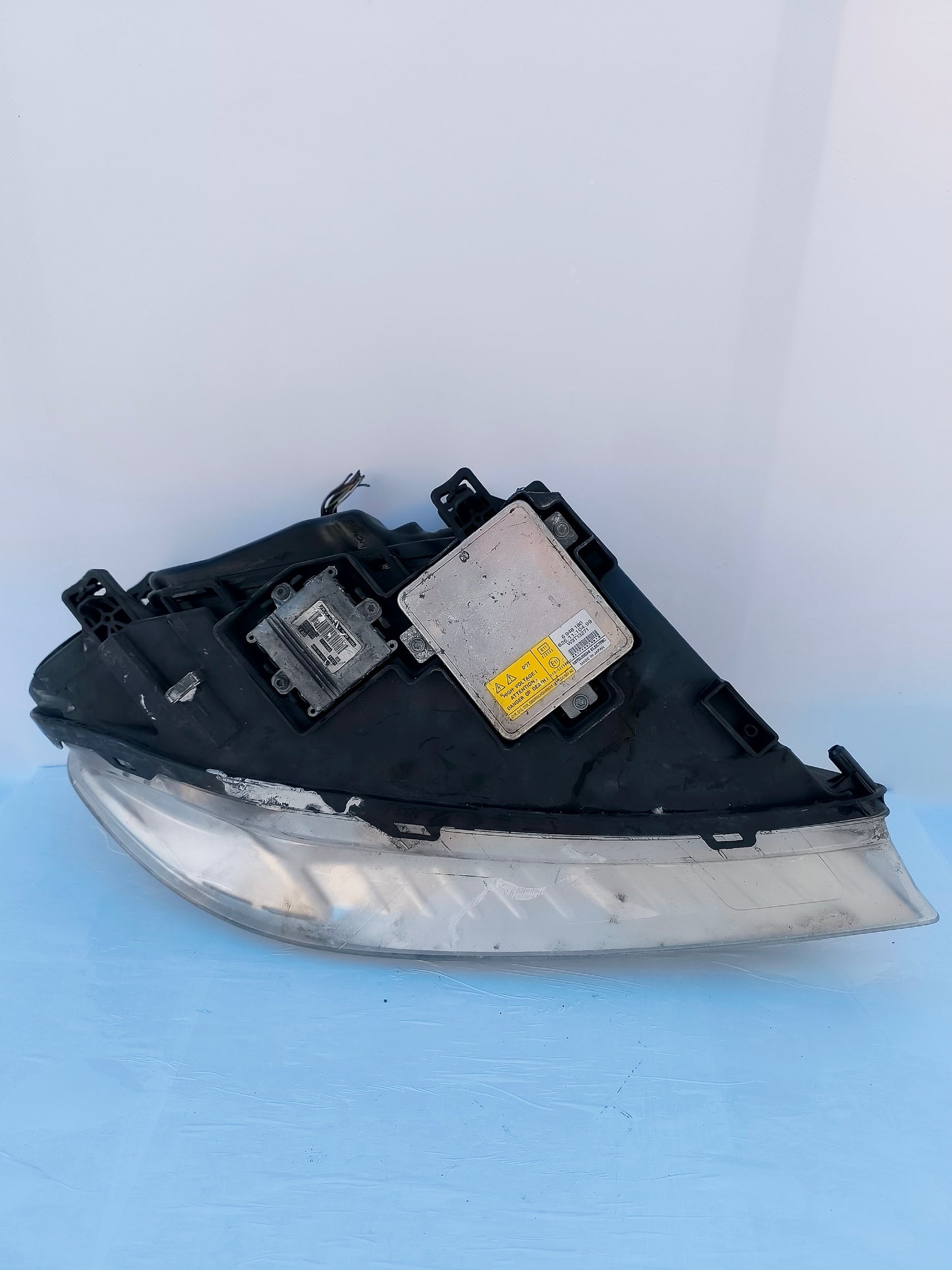 Front left Xenon headlight Volvo XC70 year 2008 ecoAG6437