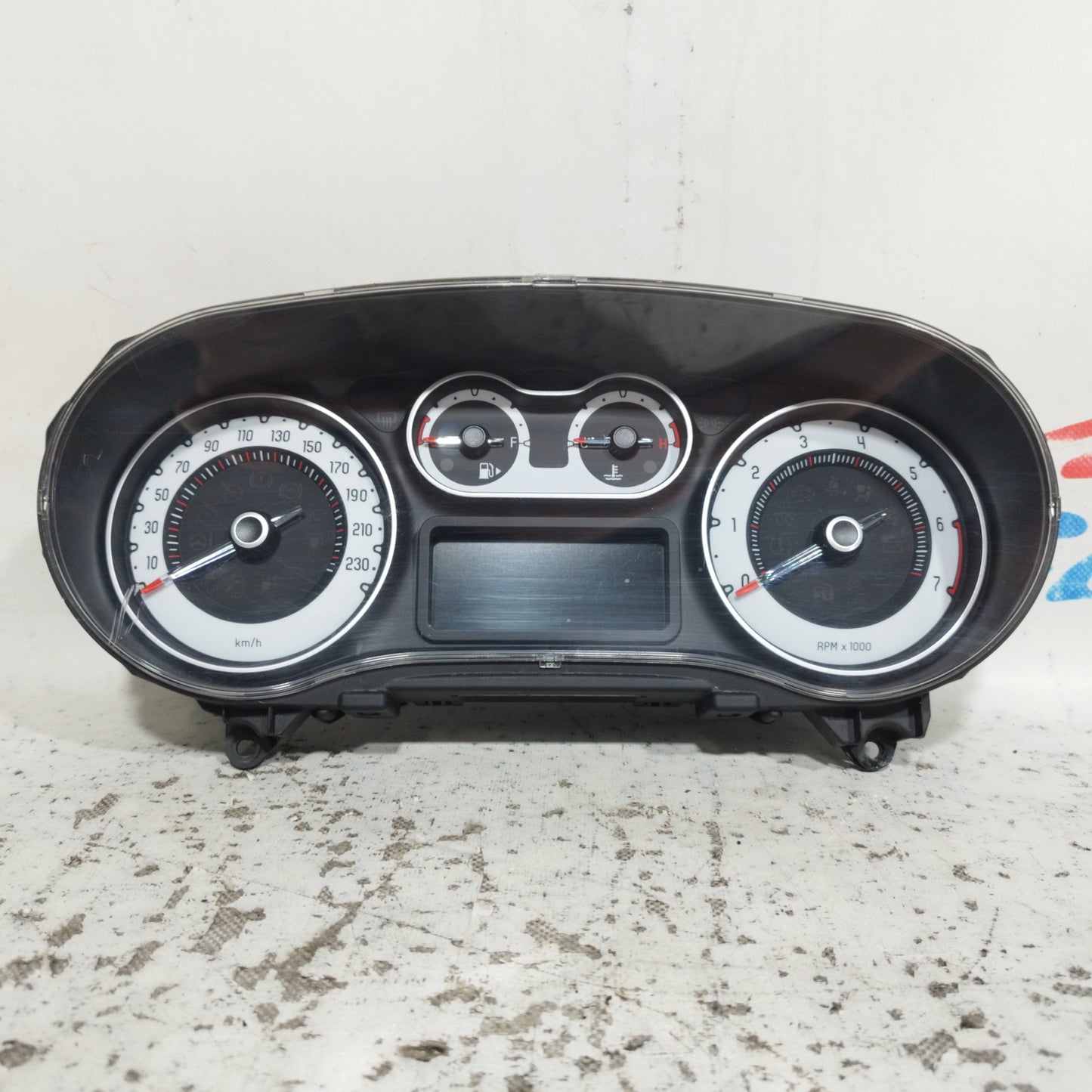 Instrument cluster Fiat 500L 1.4 B 2013 code: 51975128 ecoAC9301