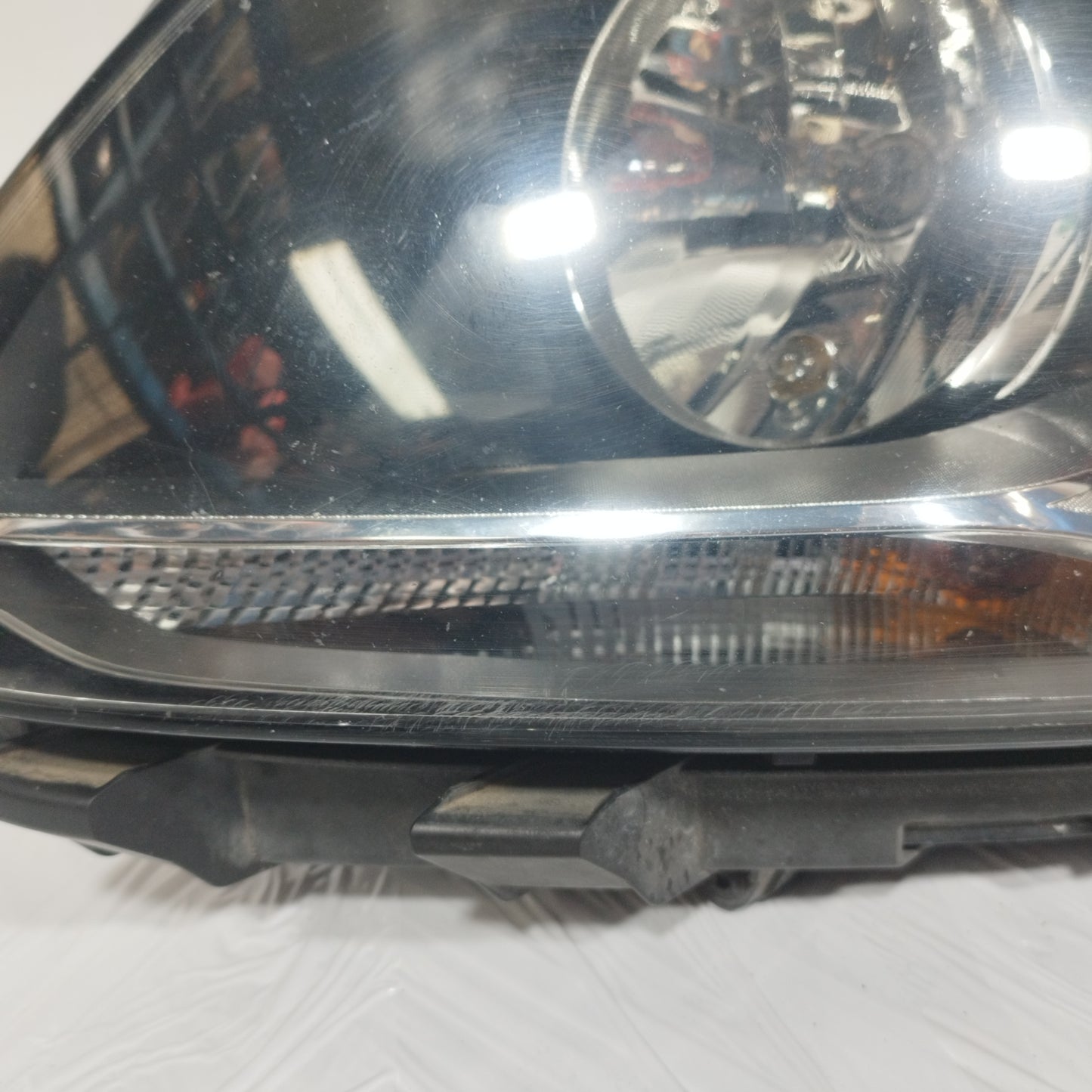 Linke Frontleuchte Volkswagen Touran 2011 ecoAC11848