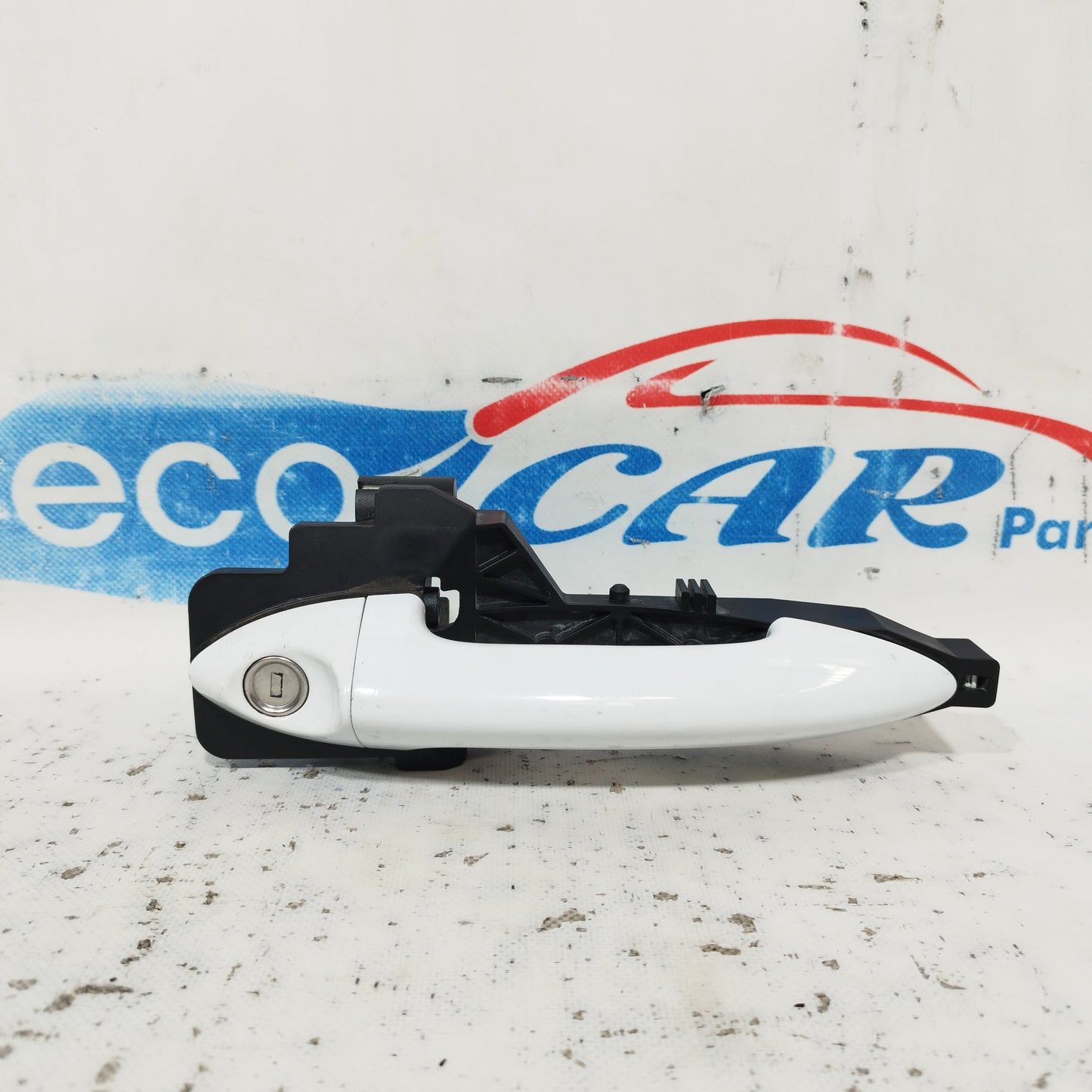 Front Left Outside Handle White Kia Venga 2016 ecoAC9657