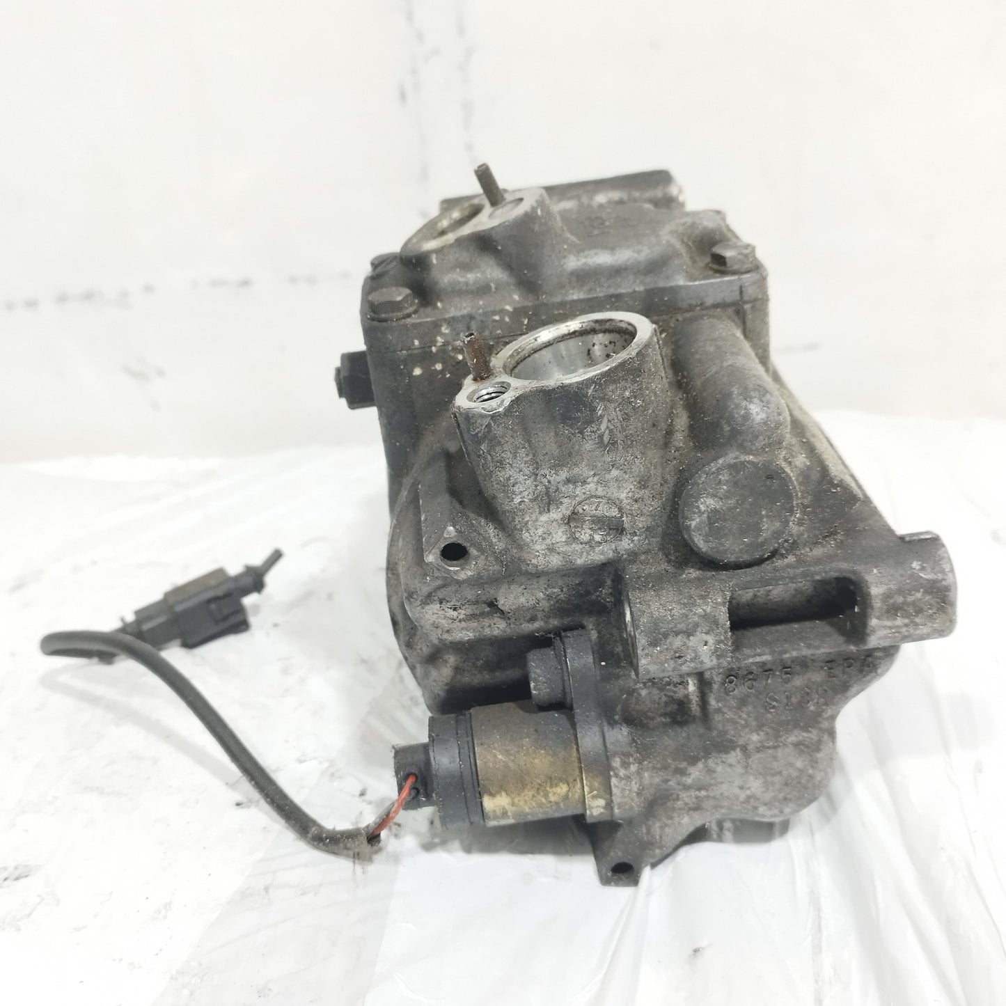 Compressore a / c Volkswagen Golf 5 1.9 TDI 2005 cod: 1k0820803G ecoAC15415