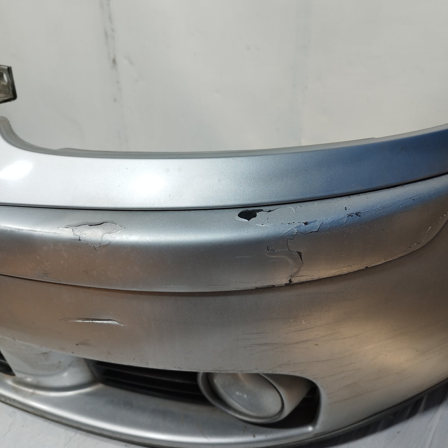 Front Bumper Grey Volkswagen Golf 5 2006 ecoAC12758