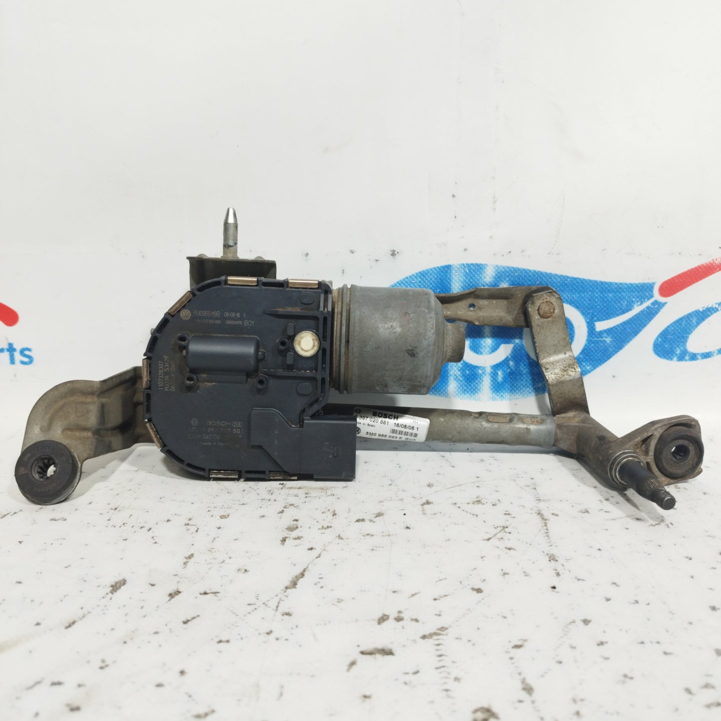 Front wiper motor Golf 5 Plus 2006 4 pin code: 3397020881 ecoAC8668