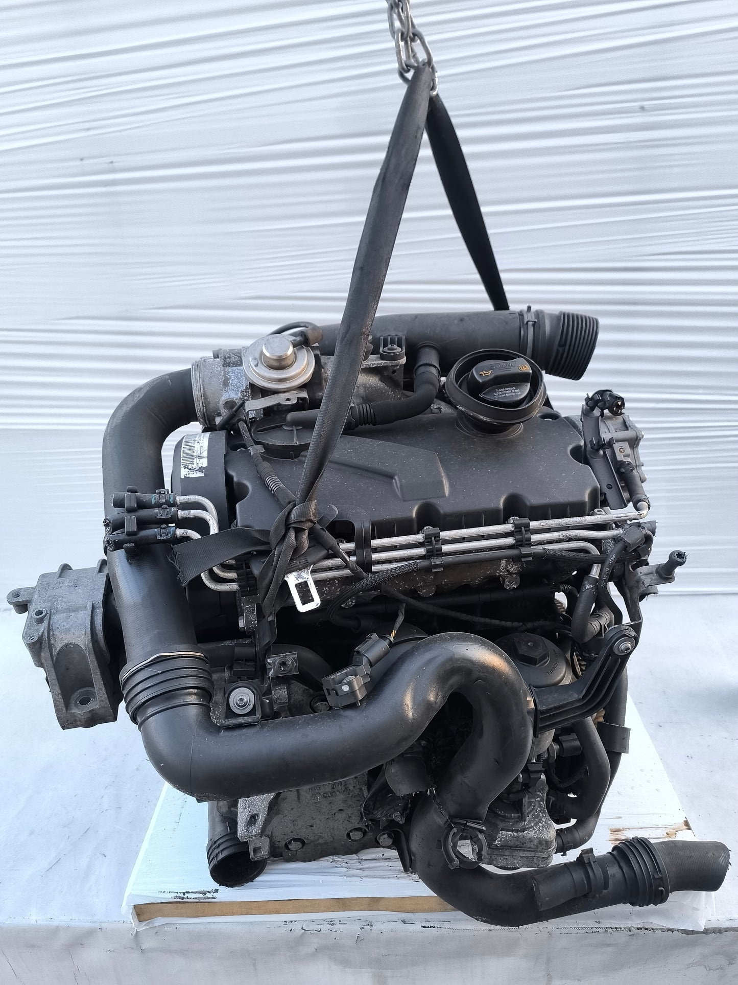 Motore Volkswagen Golf 5 1.9 TDI 105CV 2008 cod: BXE ecoAG7911
