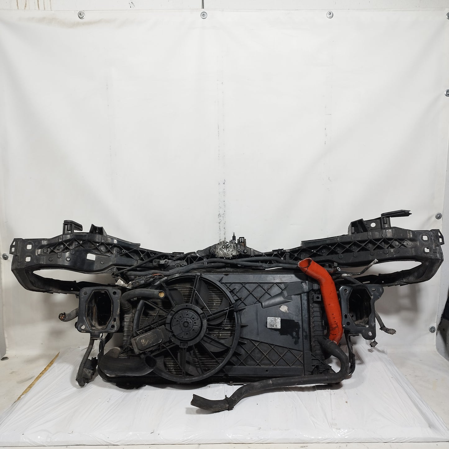 Kit radiatori con rinforzo Ford Focus 1.6 D 2006 cod: 013030393p ecoAC14963