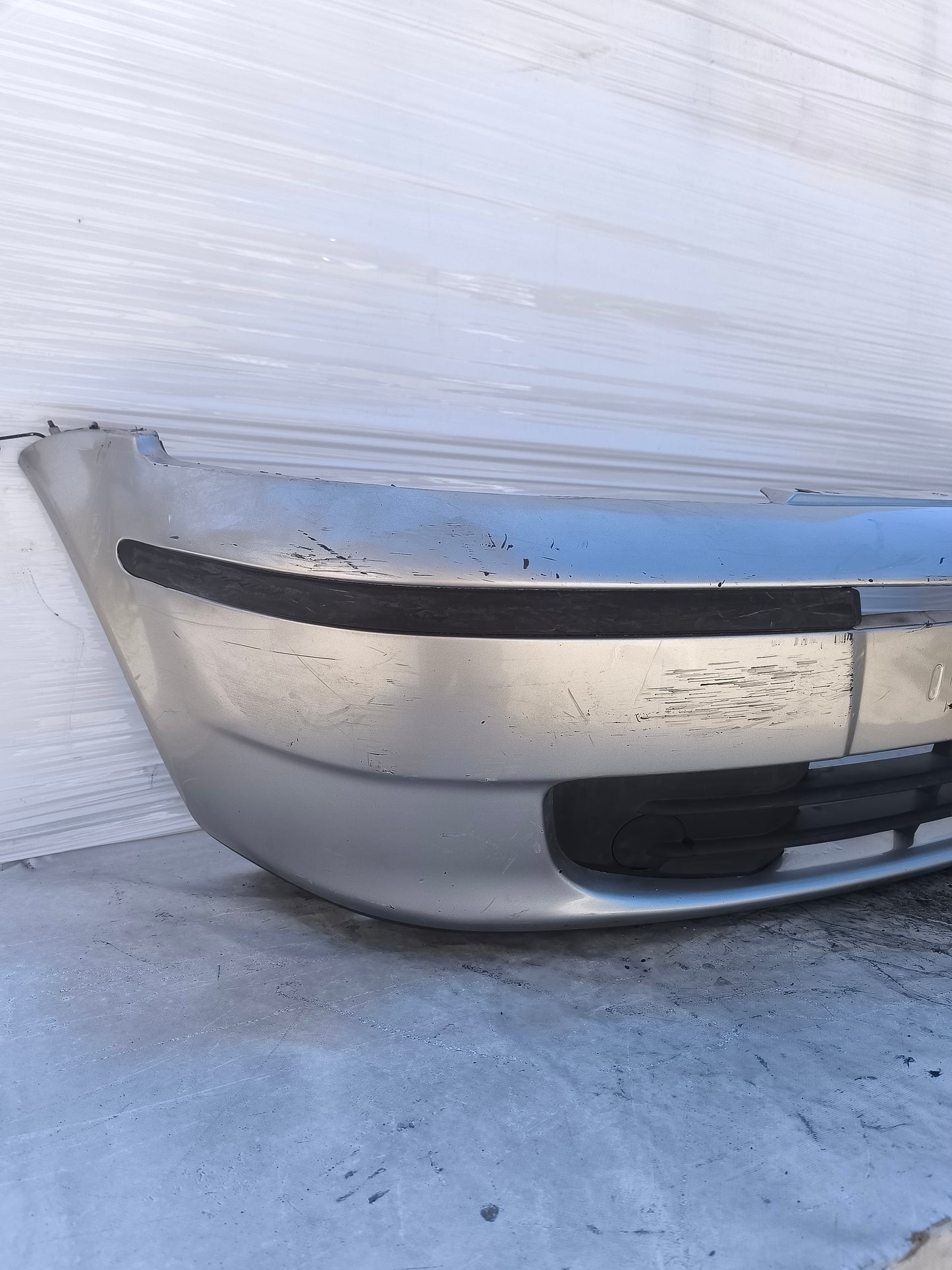 Paraurti anteriore grigio argento Fiat Palio 2001 ecoAG8370