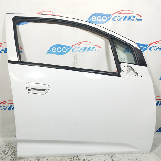 Weiße vordere rechte Tür Chevrolet Spark 2011 ecoAC9706