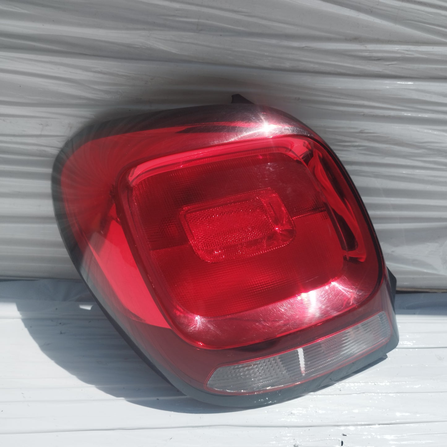 Fanale posteriore sx Citroen C1 2016 cod: 81560-0H152 ecoDM215