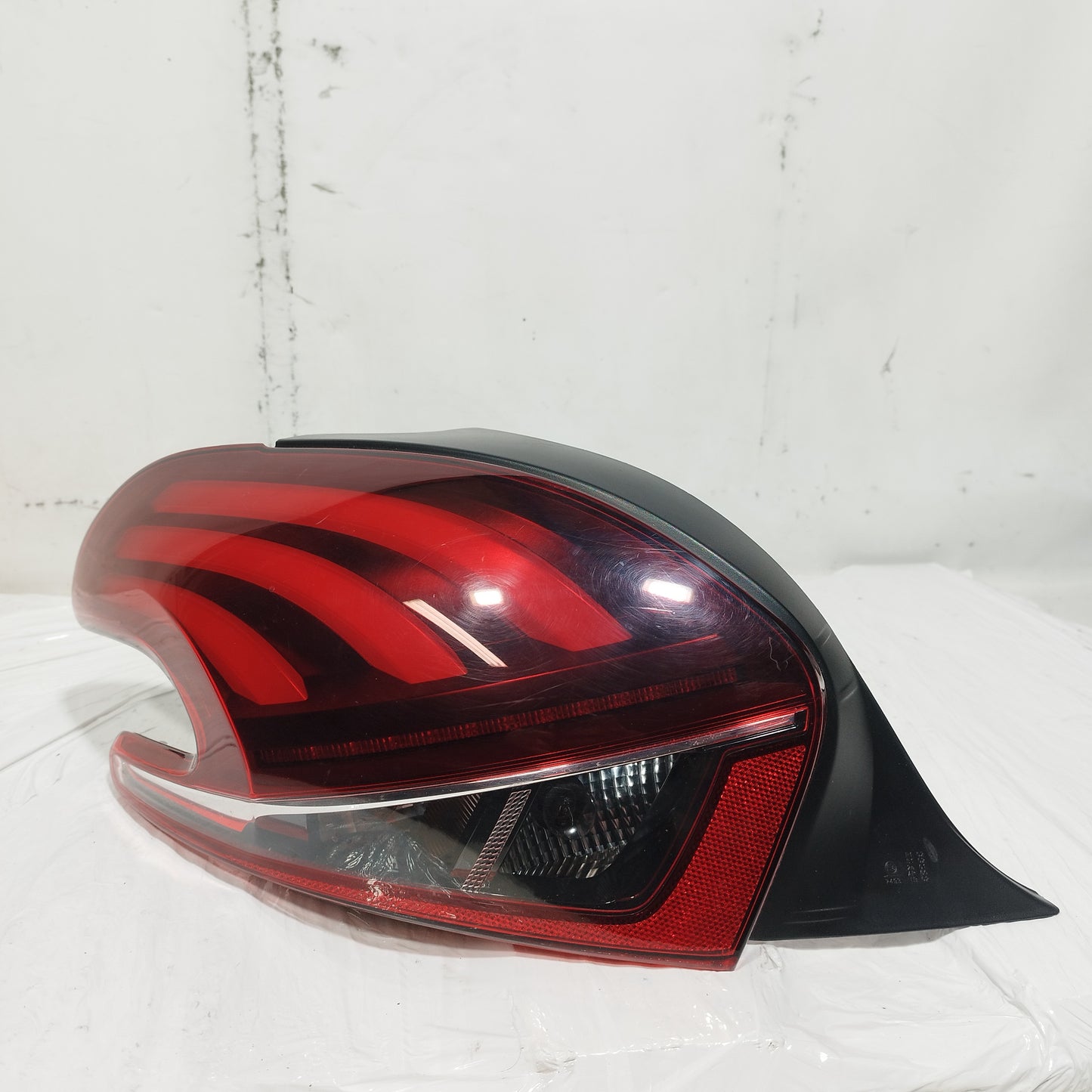 Fanale posteriore sx a Led Peugeot 208 I (A9) 2015-2019 Restyling ecoAC15452