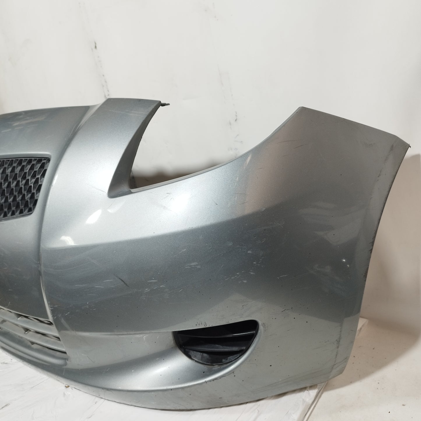 Paraurti anteriore grigio Toyota Yaris II (XP90) 2006-2008 ecoAC15190