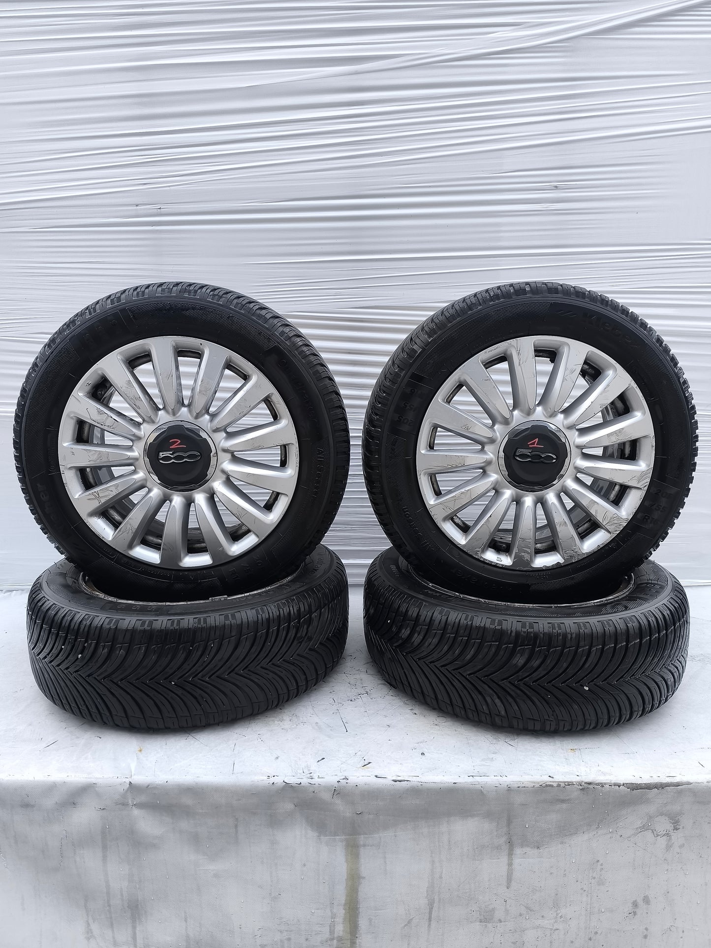 Gomme e cerchi Fiat 500L anno 2013 ecoAG7913