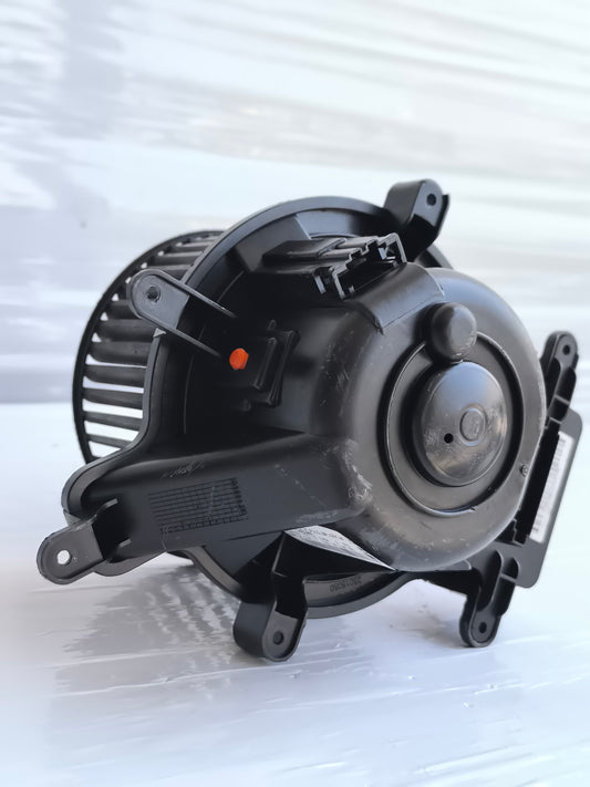 Ventola stufa abitacolo automatica Peugeot 3008 I / 5008 I anno 2009-2017 cod: t3953001 ecoAG8586