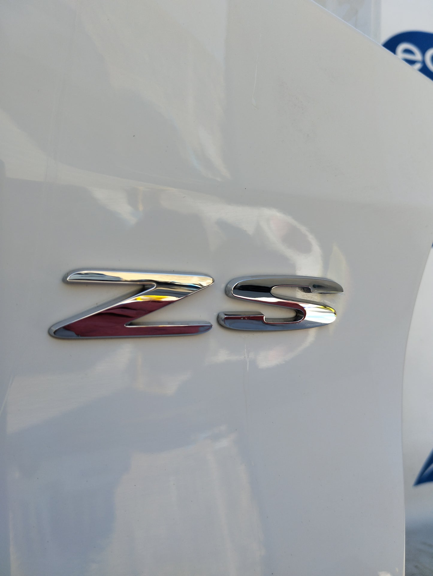 Portellone posteriore bianco MG ZS 2022 ecoAG5311