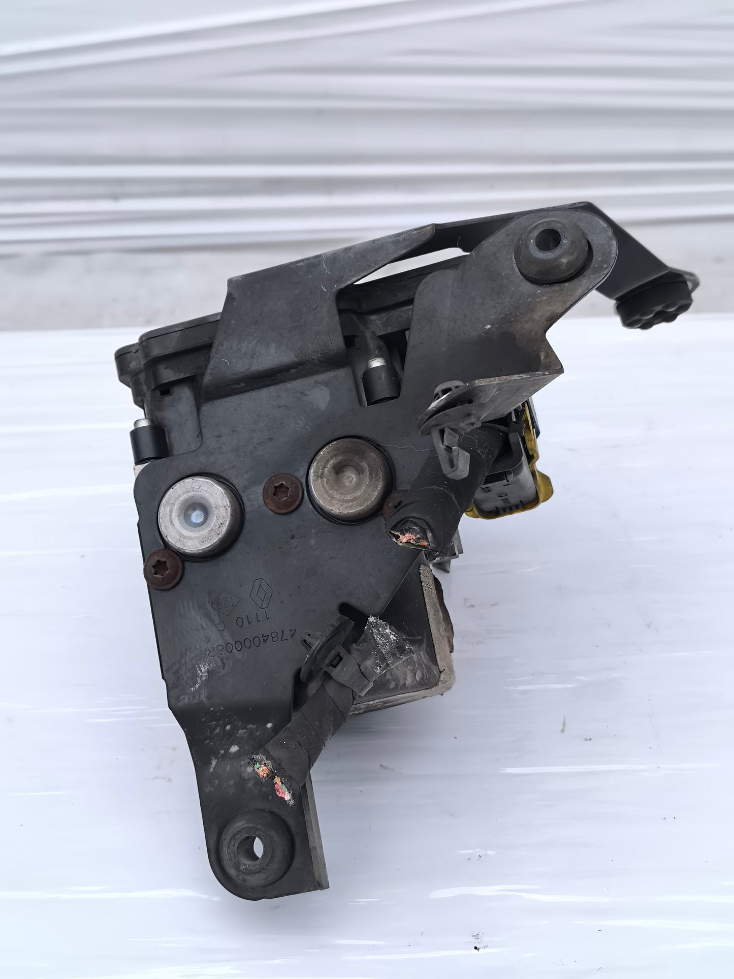 ABS Renault Megane 2.0 D 2009-2014 codice: 28.5610-5640.3 ecoAG8290