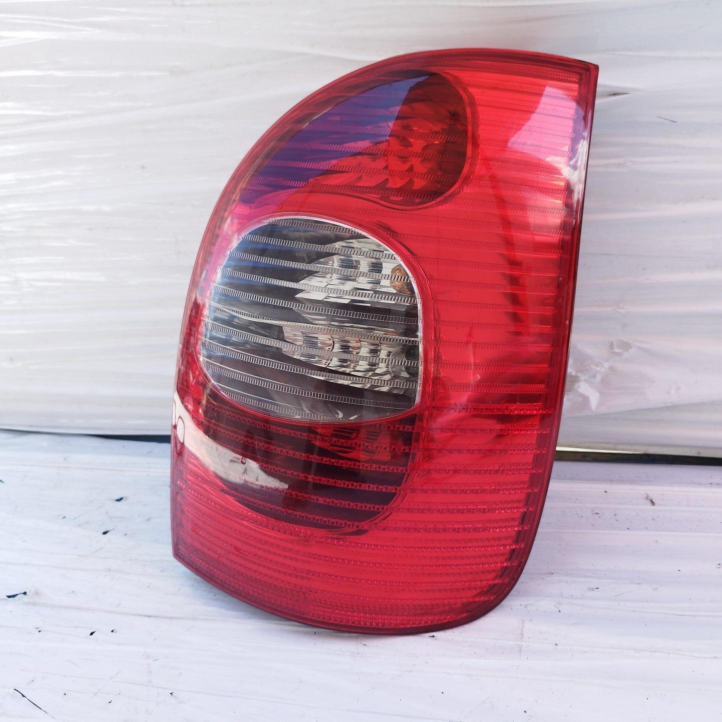 Fanale posteriore dx Citroen Xsara Picasso 2004 cod: 965000578002 ecoDM237