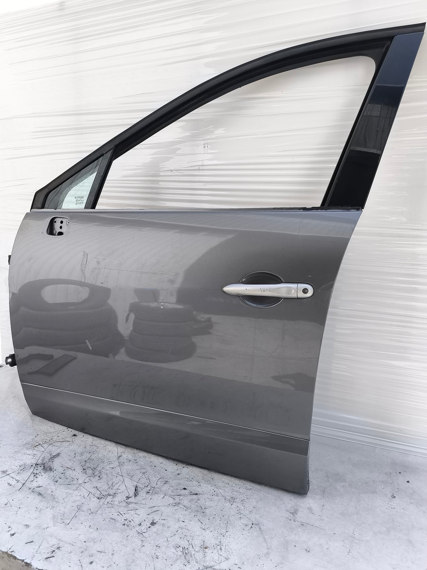 Sportello anteriore sx Renault Scenic anno 2011 grigio canna di fucile ecoAG8150