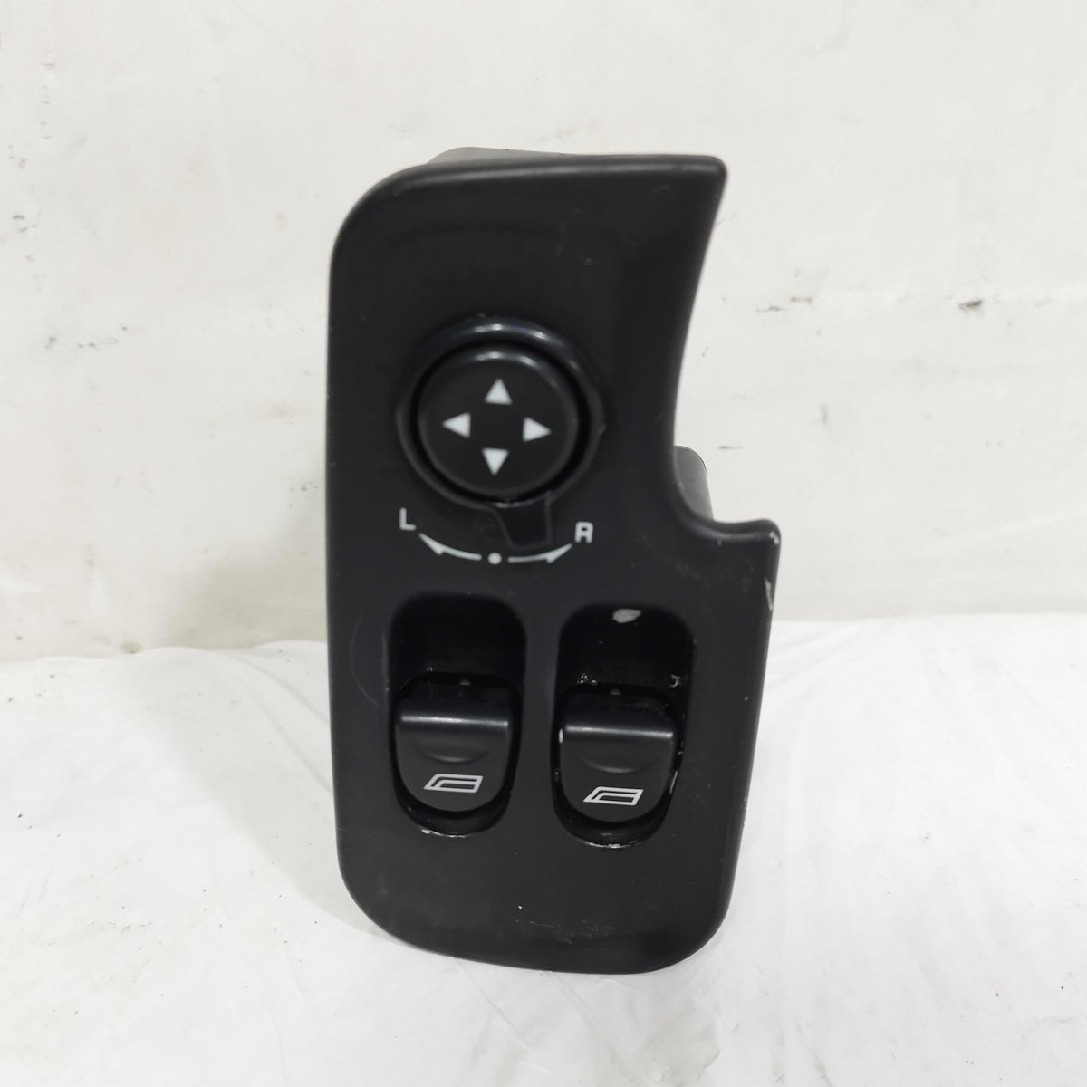 Pulsantiera anteriore sx Alfa Romeo 147 2000-2010 cod:735263175 ecoAC16772