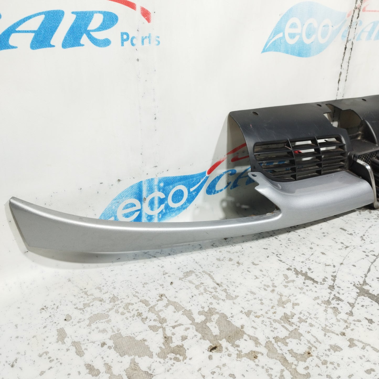 Peugeot 206 2004 ecoAC10605 grauer Kühlergrill