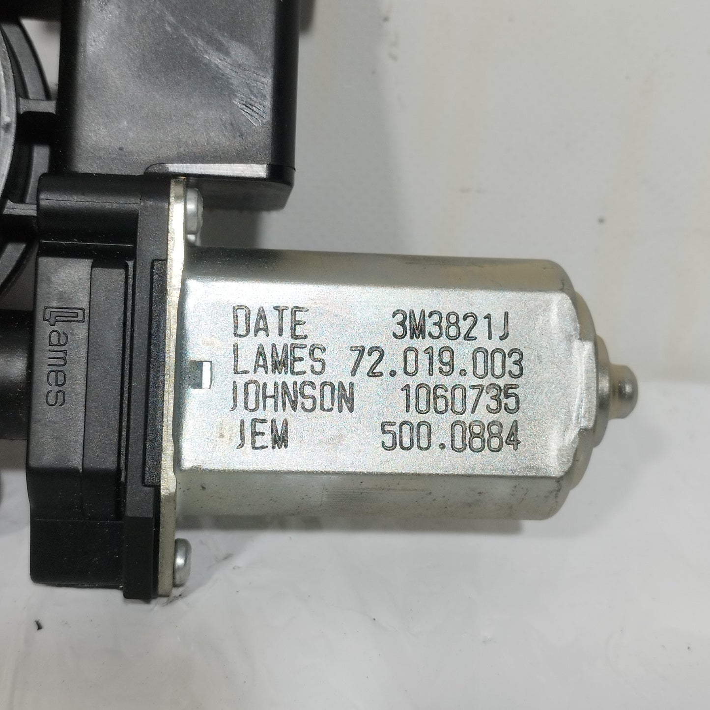 Motorino alzacristalli anteriore sx Alfa Romeo Giulietta 2015 cod: 1060735 ecoAC14692