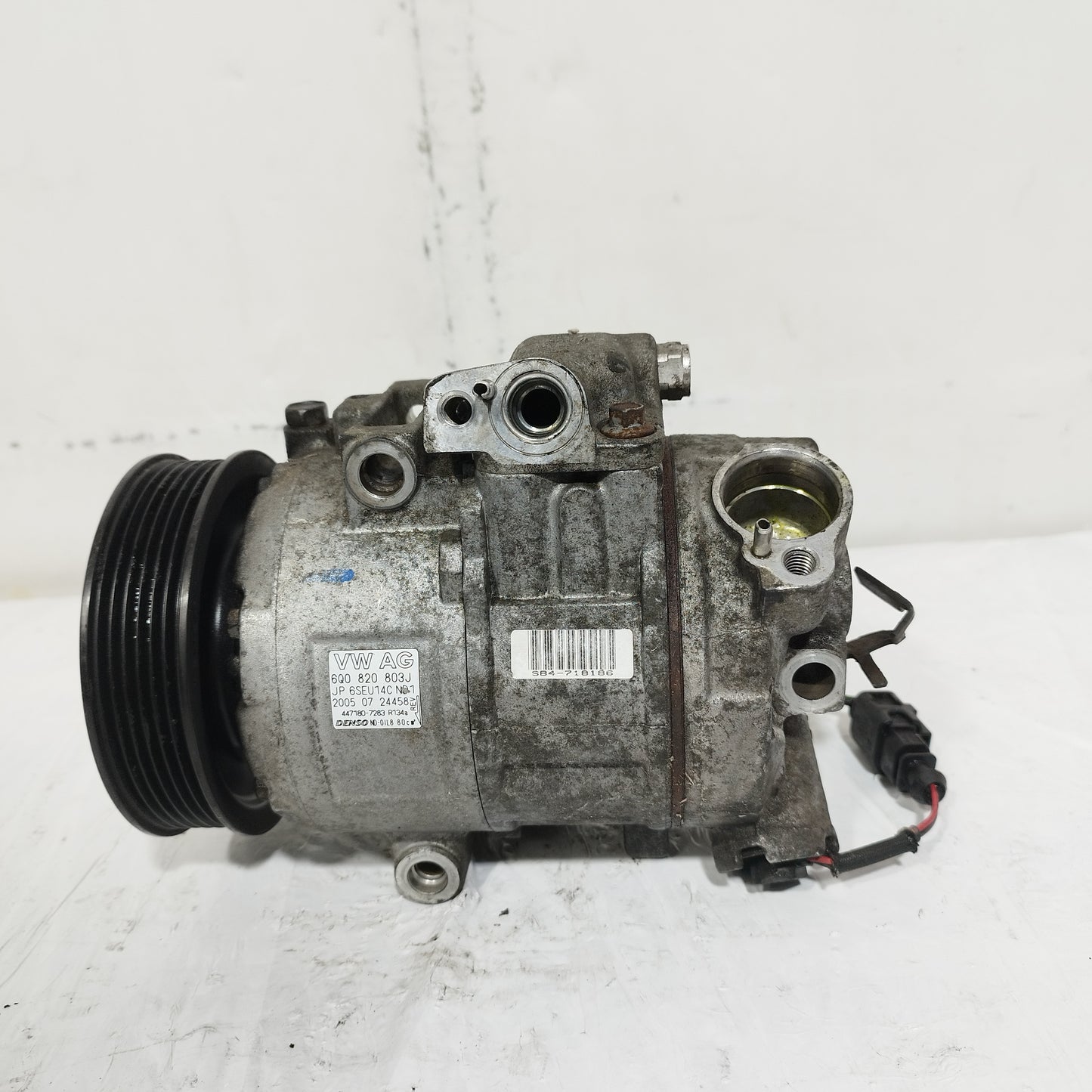 Compressore a / c Volkswagen Polo 9N / 9N3  1.4 D 2002-2010 cod: 6Q0820803J DENSO 6SEU14C ecoAC15535