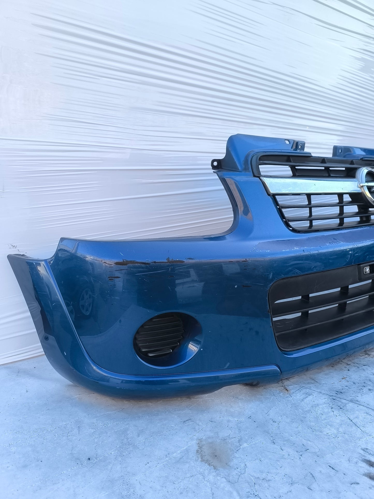 Paraurti anteriore Opel Agila blu anno 2006 ecoAG8175