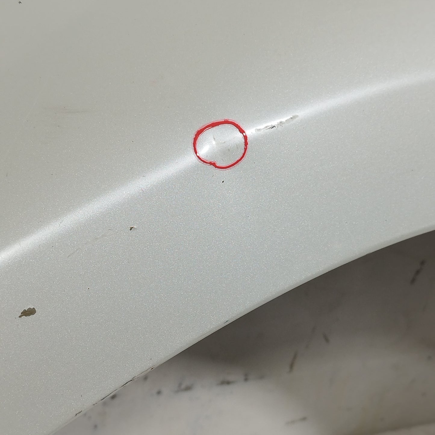 Parafango anteriore sx bianco perlato Suzuki Gran Vitara 2008 ecoAC14724