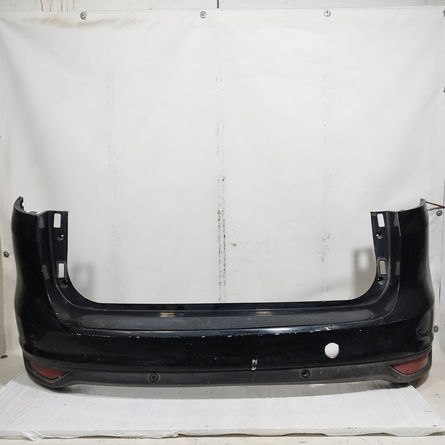 Paraurti posteriore Nero Ford C-Max 2013 ecoAC15392