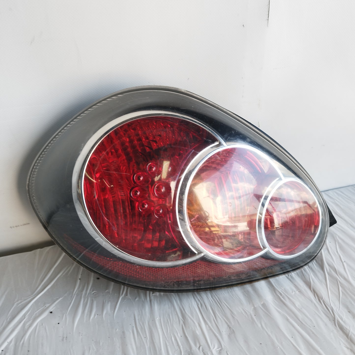 Toyota Aygo 2012 ecoAC7528 linke Rückleuchte