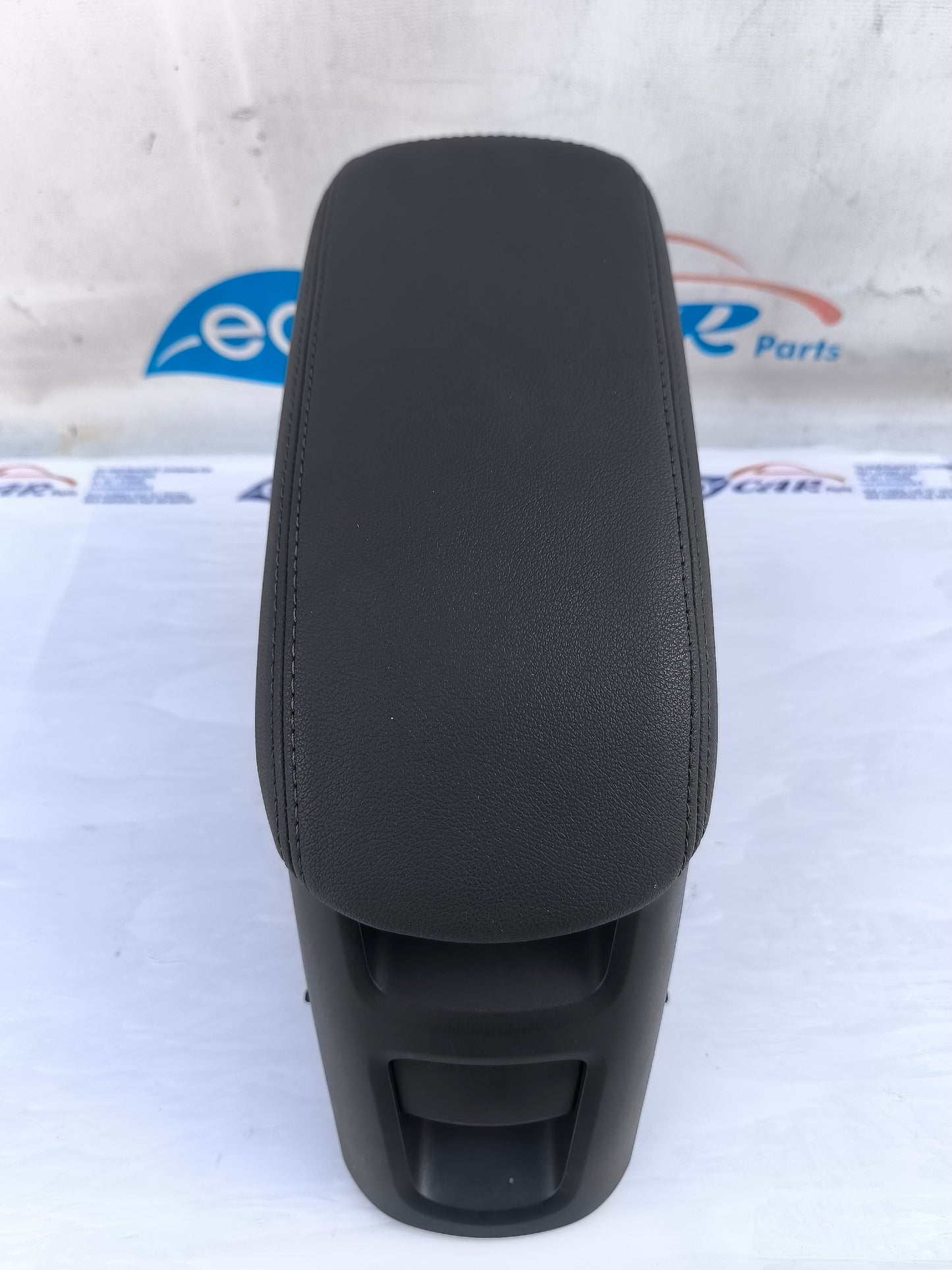 Schwarze Mittelarmlehne Opel Meriva B ecoAG5840