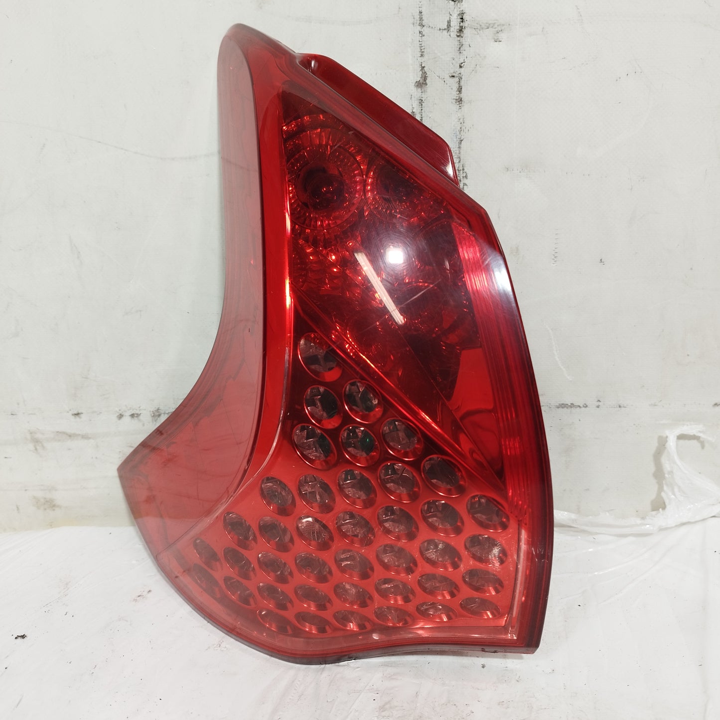 Fanale posteriore sx Peugeot 3008 I serie (T84) 2009-2013 cod: 9683460880 ecoAC16557