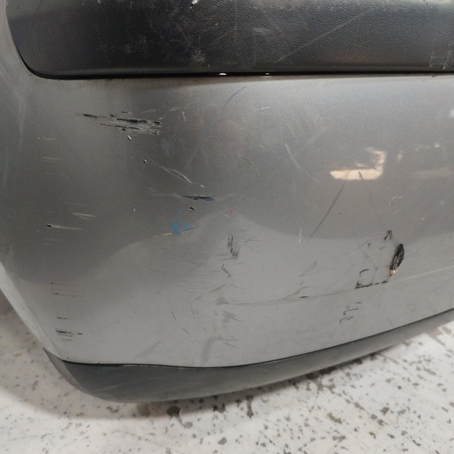 Rear bumper grey Volkswagen Polo 2008 ecoAC9569