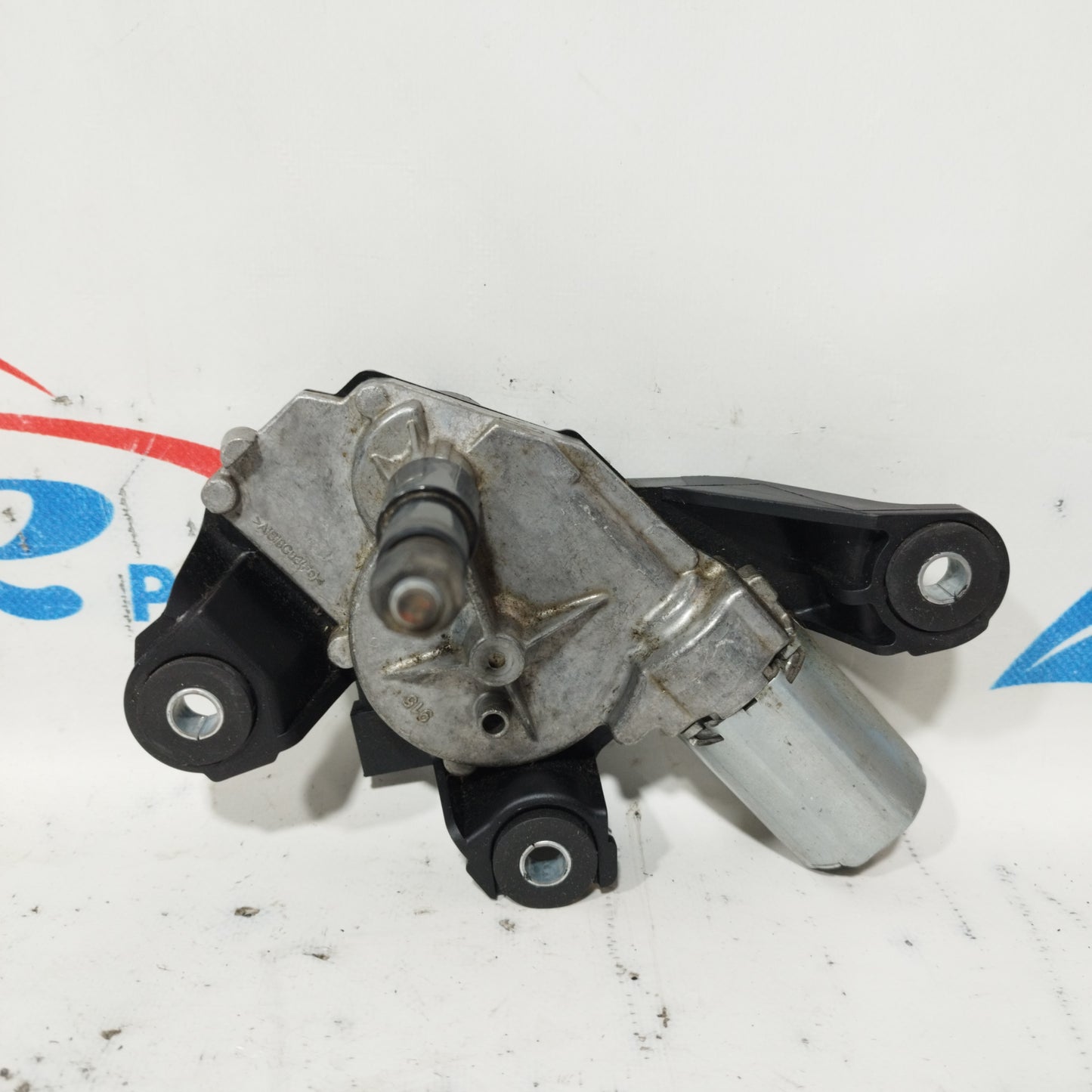 Rear windshield wiper motor Nissan Qashqai 2010 code: 0390201820 ecoAC10413