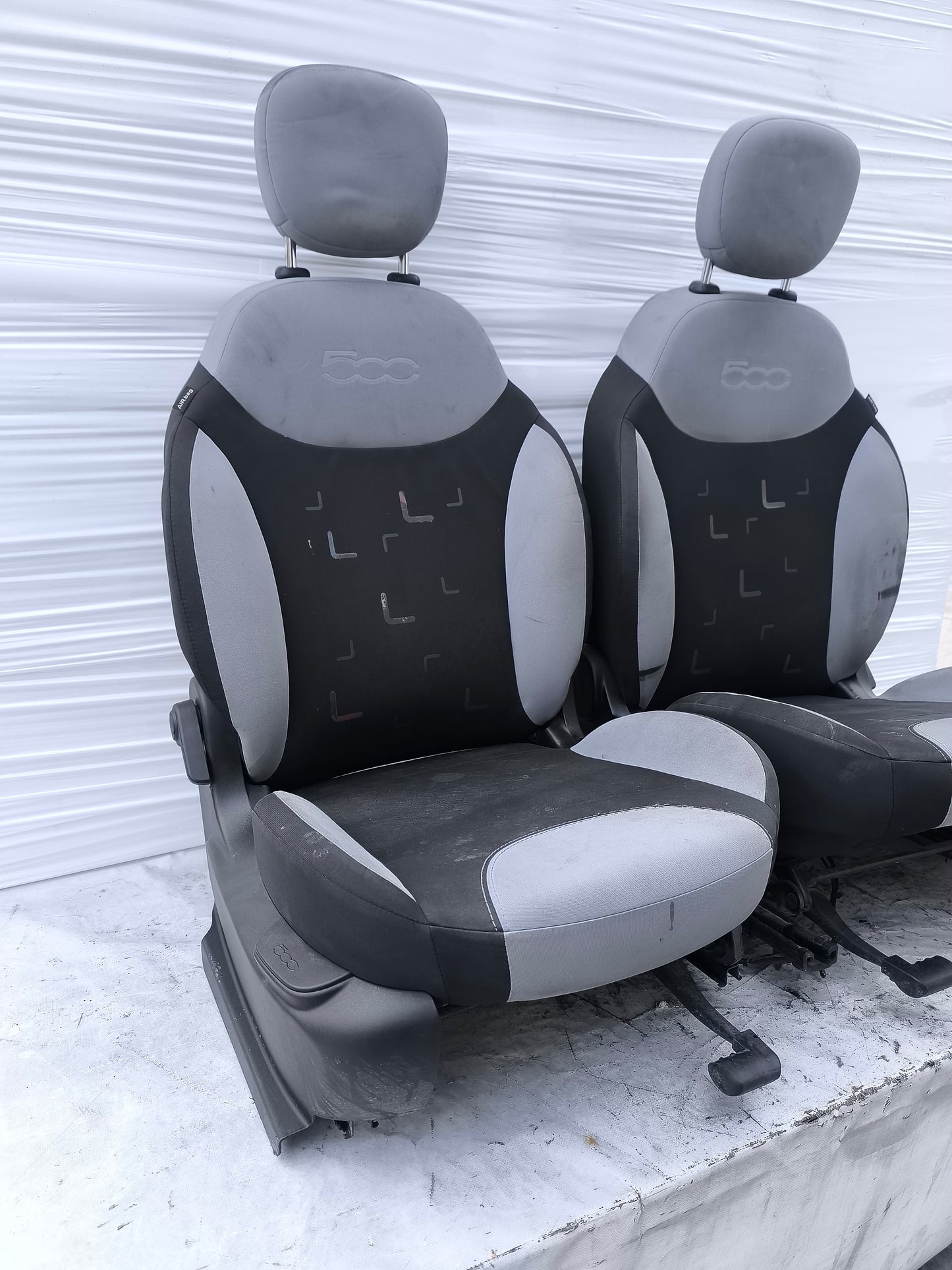 Sedili anteriori Fiat 500L (330) 2012-2022 ecoAG8457