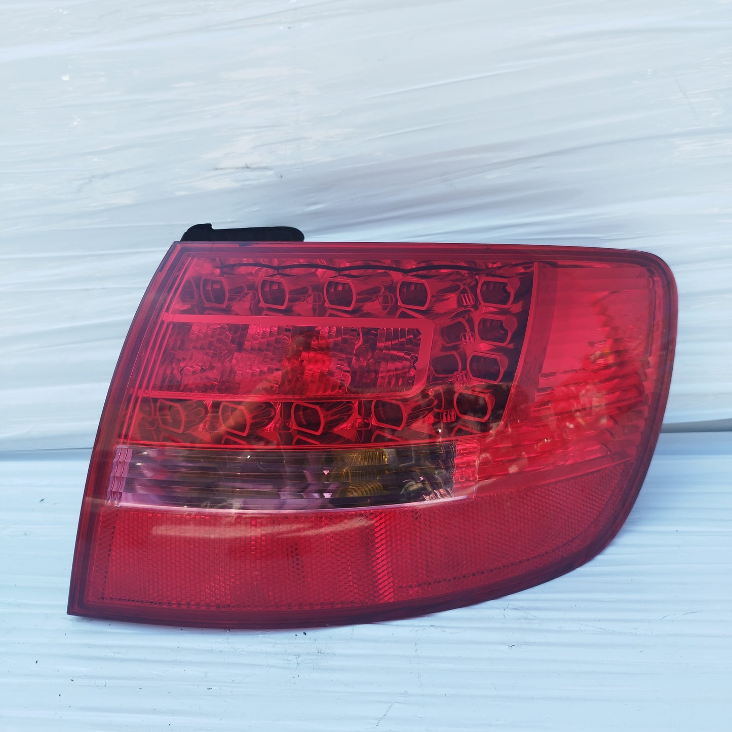 Fanale posteriore dx a led Audi A6 2006 SW cod: 4F9.945.096 ecoDM023