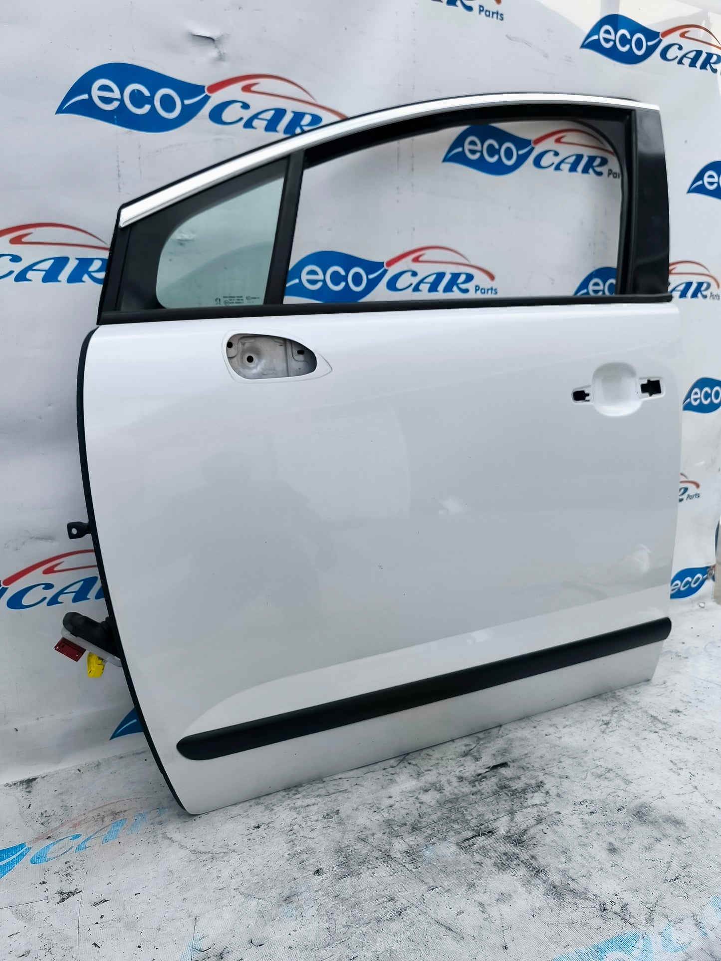Sportello anteriore sx bianco Peugeot 3008 2013 ecoAG5726