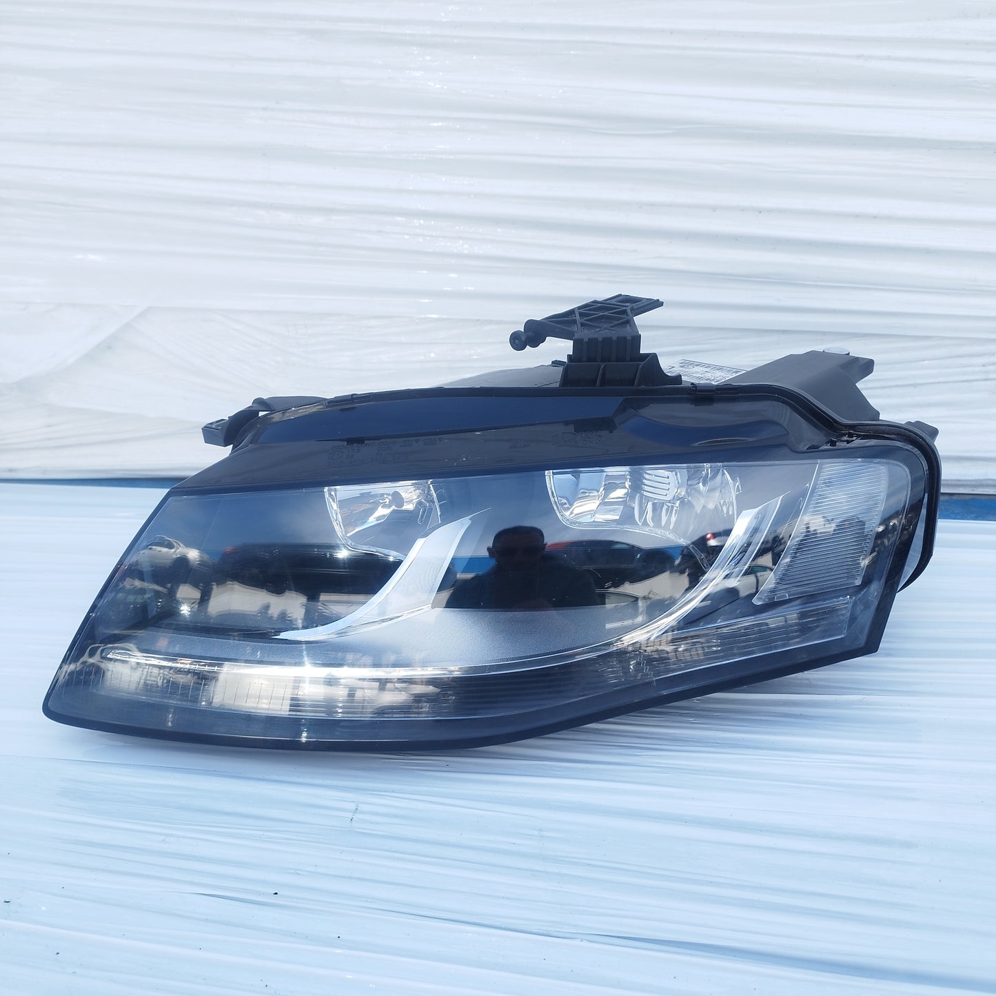 Fanale anteriore sx Audi A4 2010 cod: 1307022852 ecoDM170