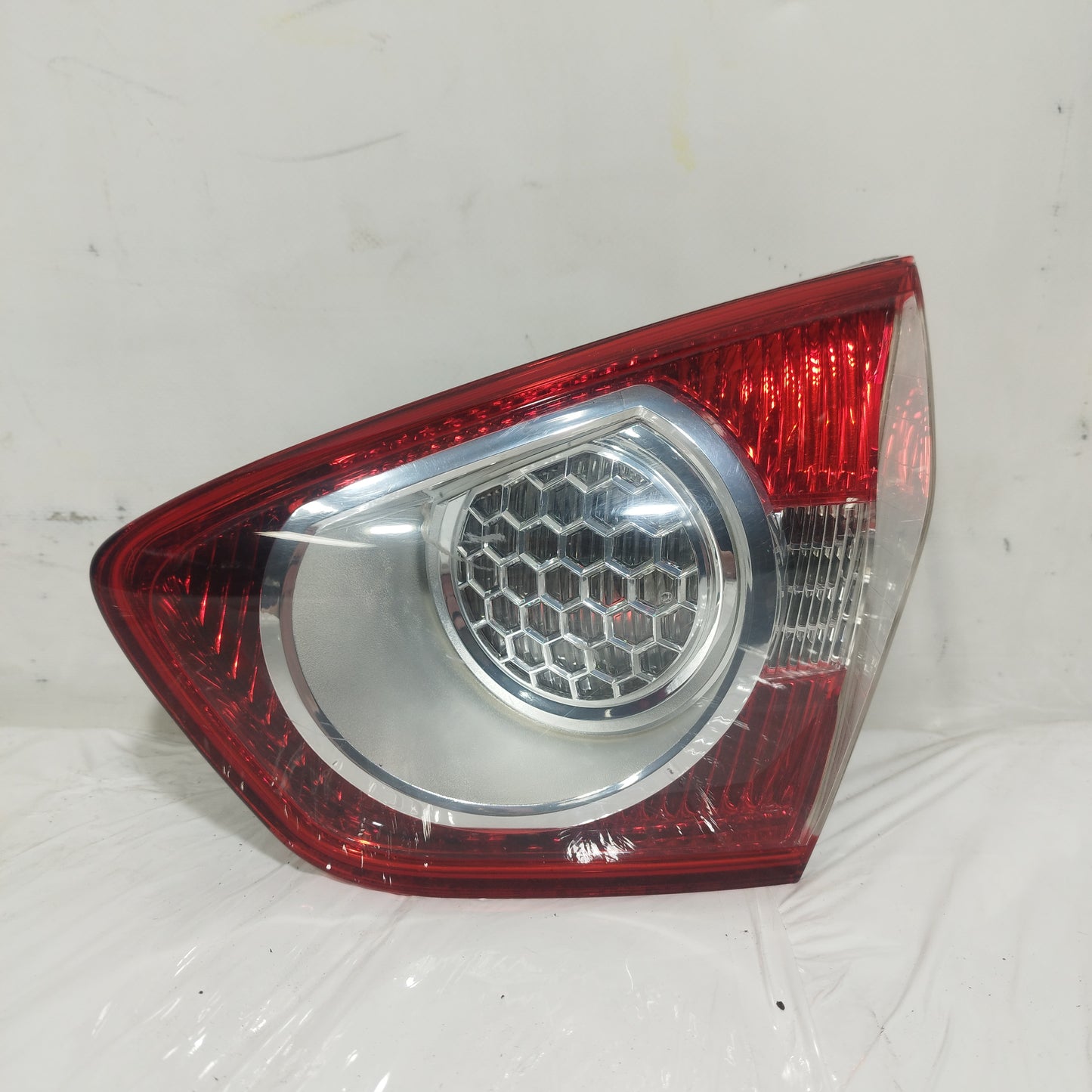 Fanale posteriore interno dx Ford Kuga 2010 cod: 8V41-13A602-AD ecoAC14586