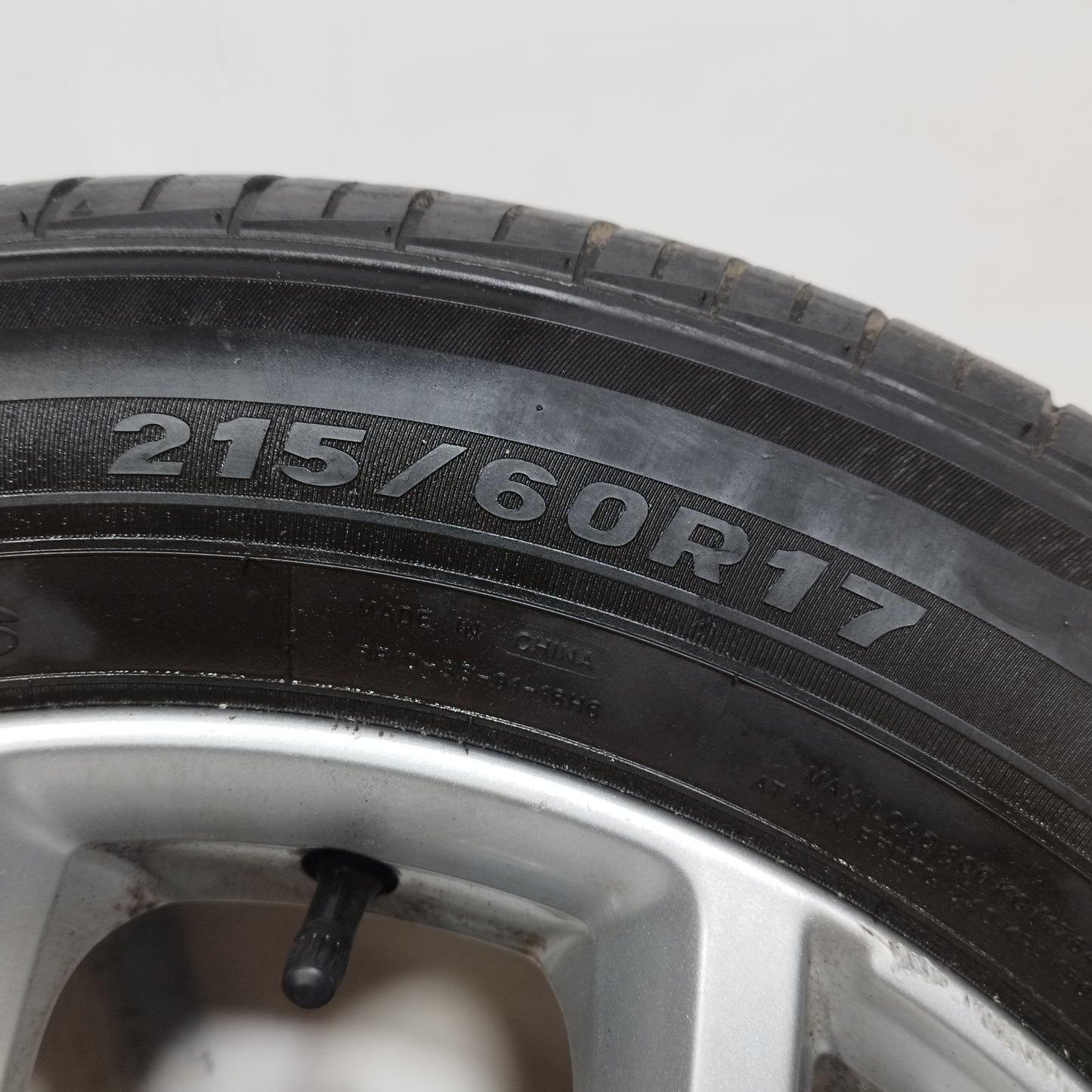 Ruota con cerchio in lega Renault Kadjar 2018 ecoAC13879