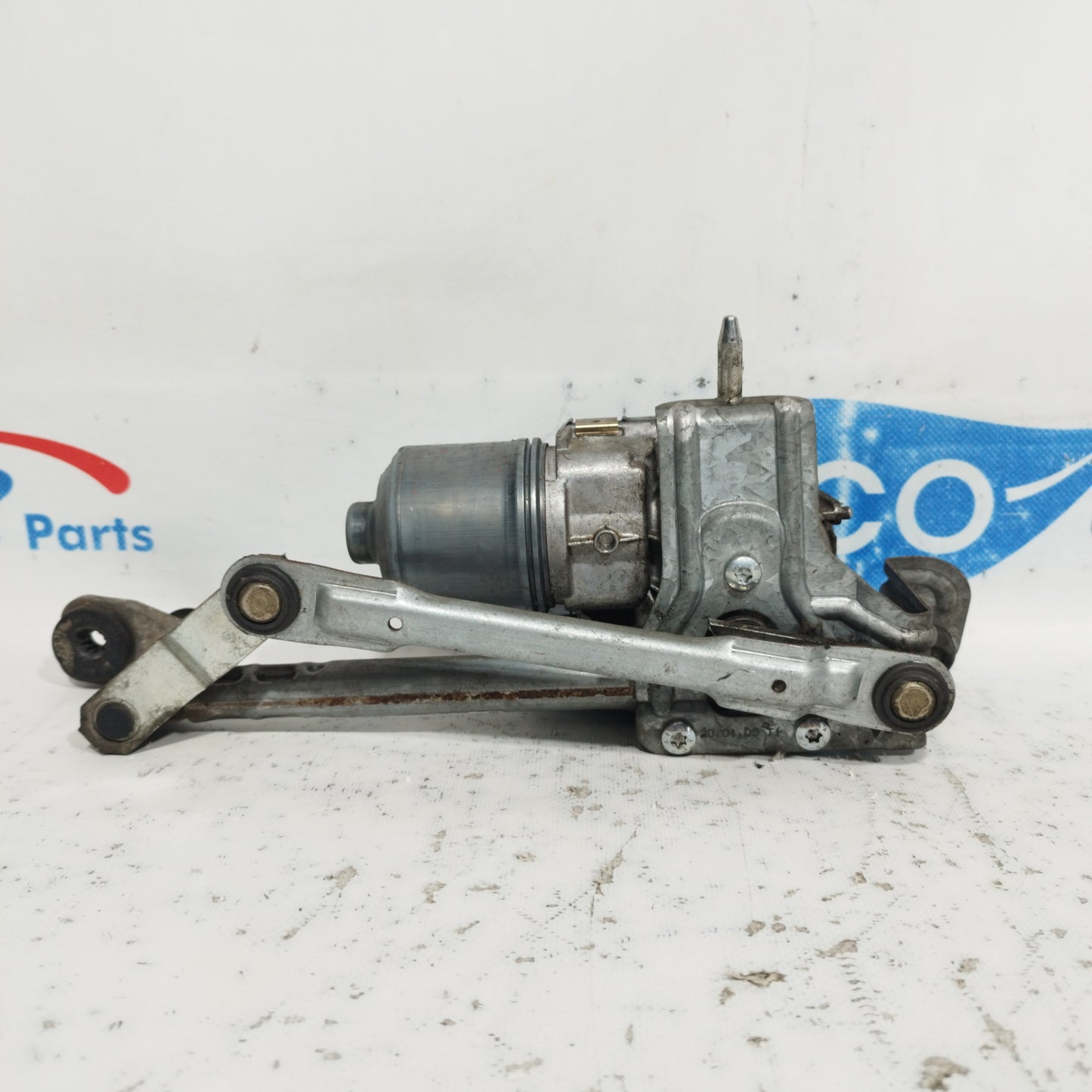 Front windshield wiper motor Golf 5 Plus 2005 code: 3397020719 ecoAC8748