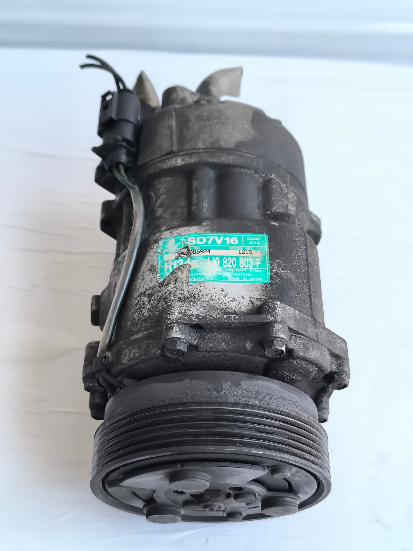 Compressore aria condizionata Volkswagen Golf IV (1J) 1.9 TDI 1997-2006 cod: 1j0820803f ecoAG8583